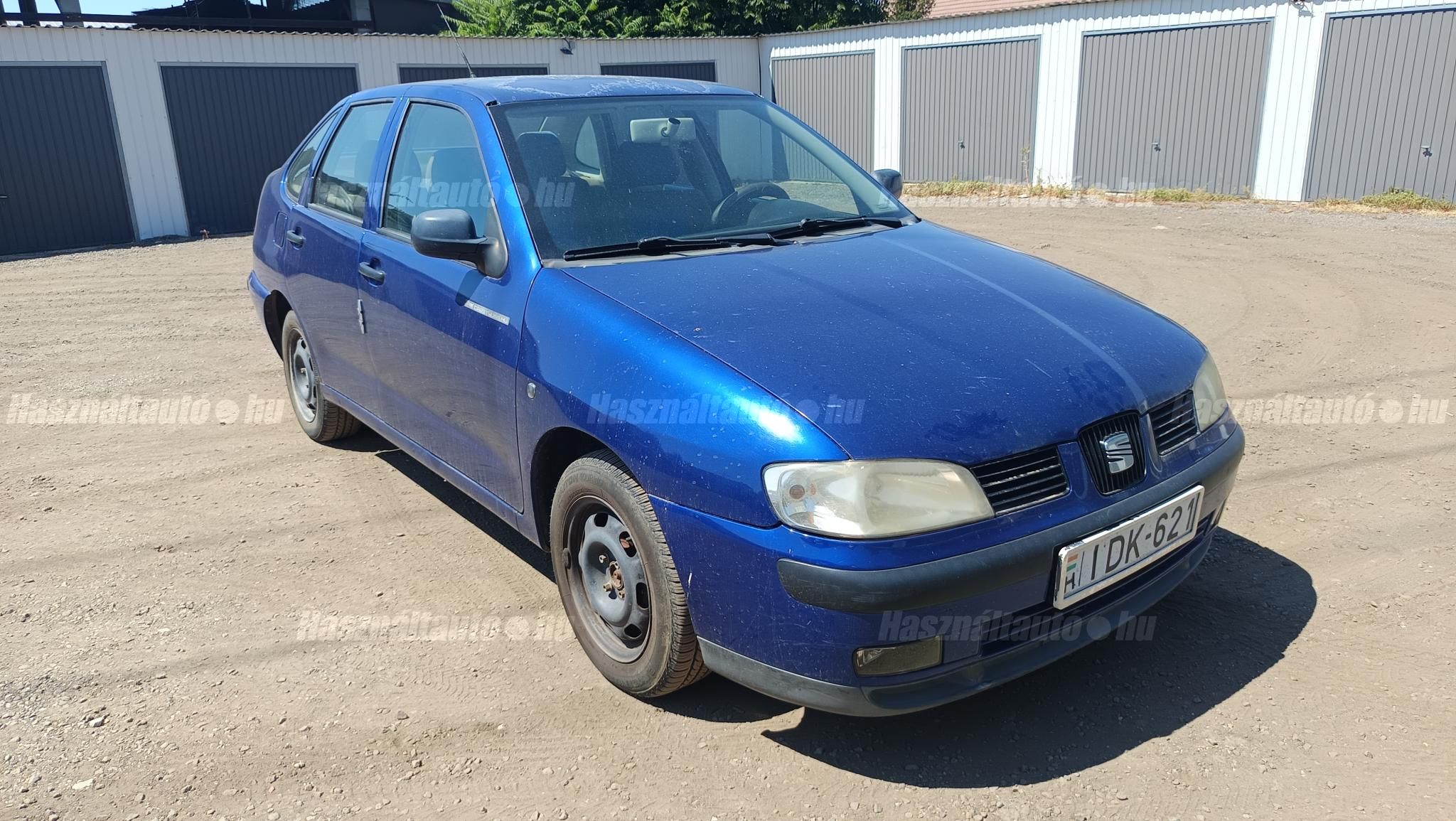 SEAT CORDOBA 2002 - 1