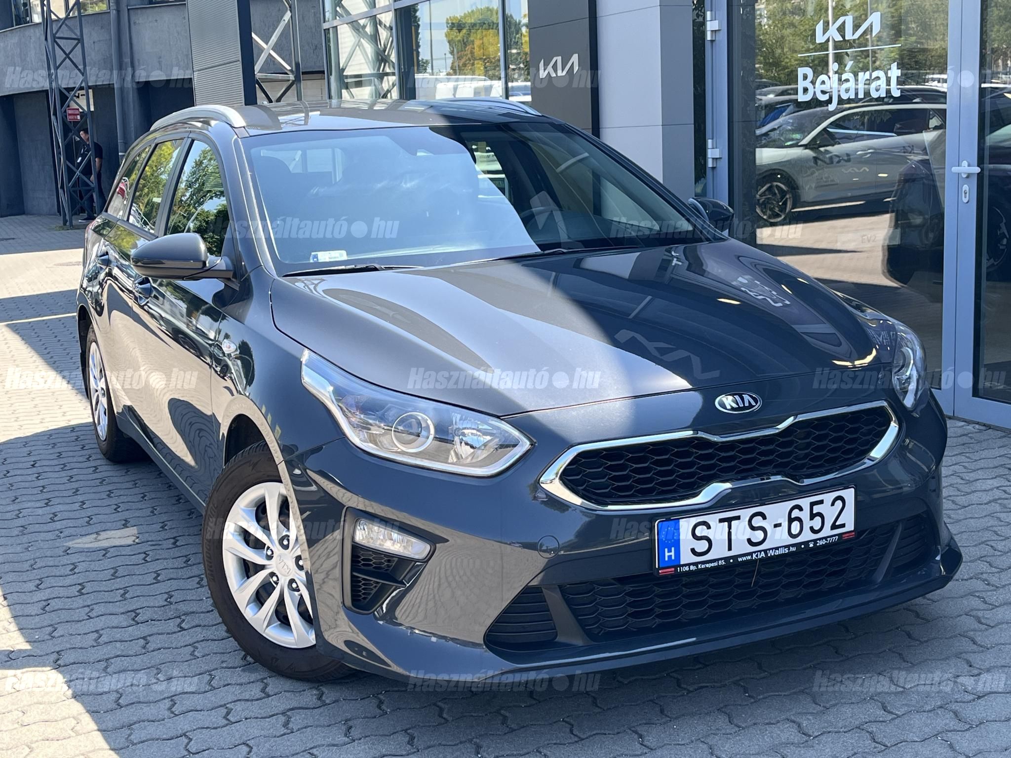 KIA CEE'D 2021/6 - 1