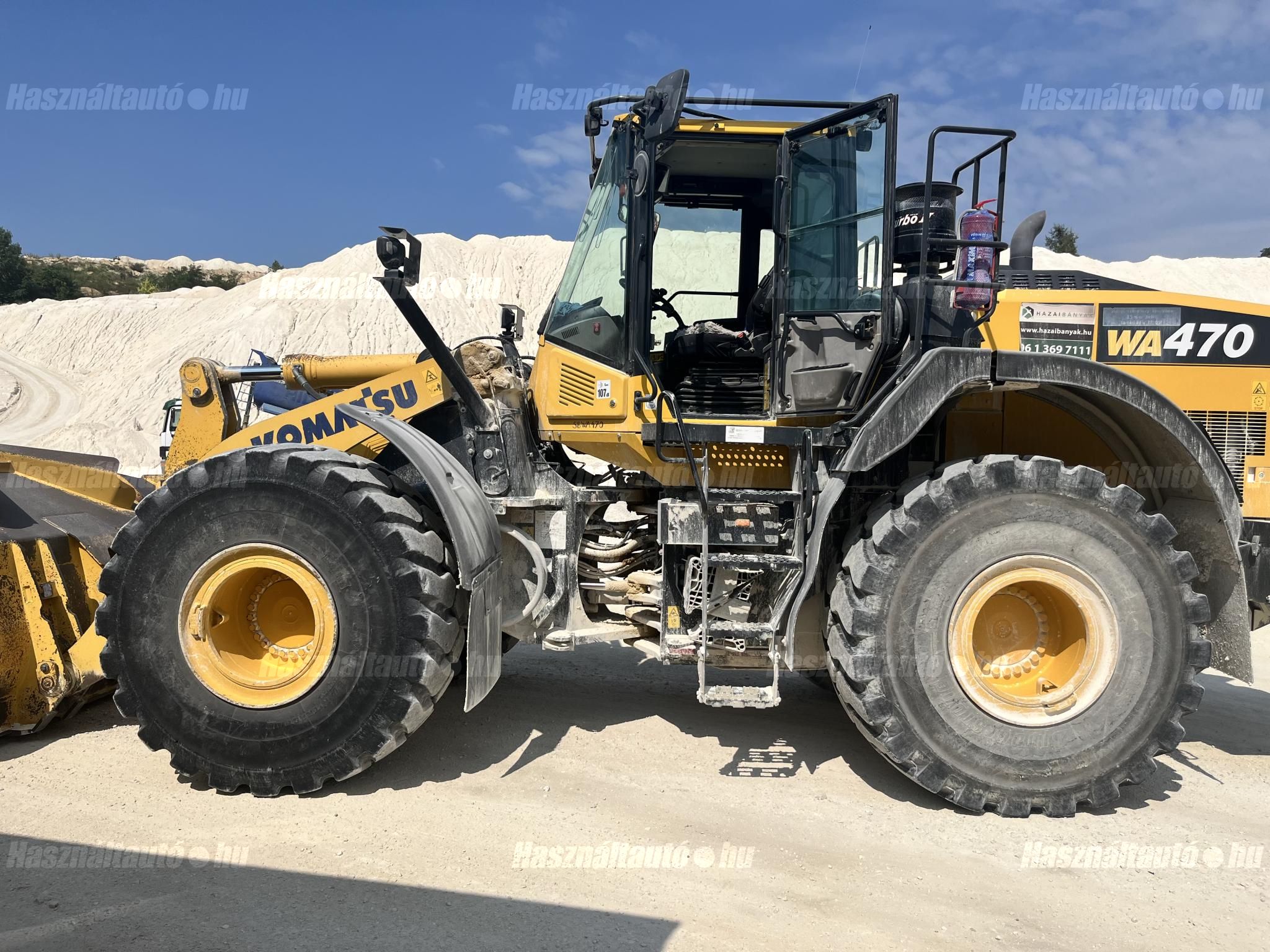 KOMATSU 2019 - 1
