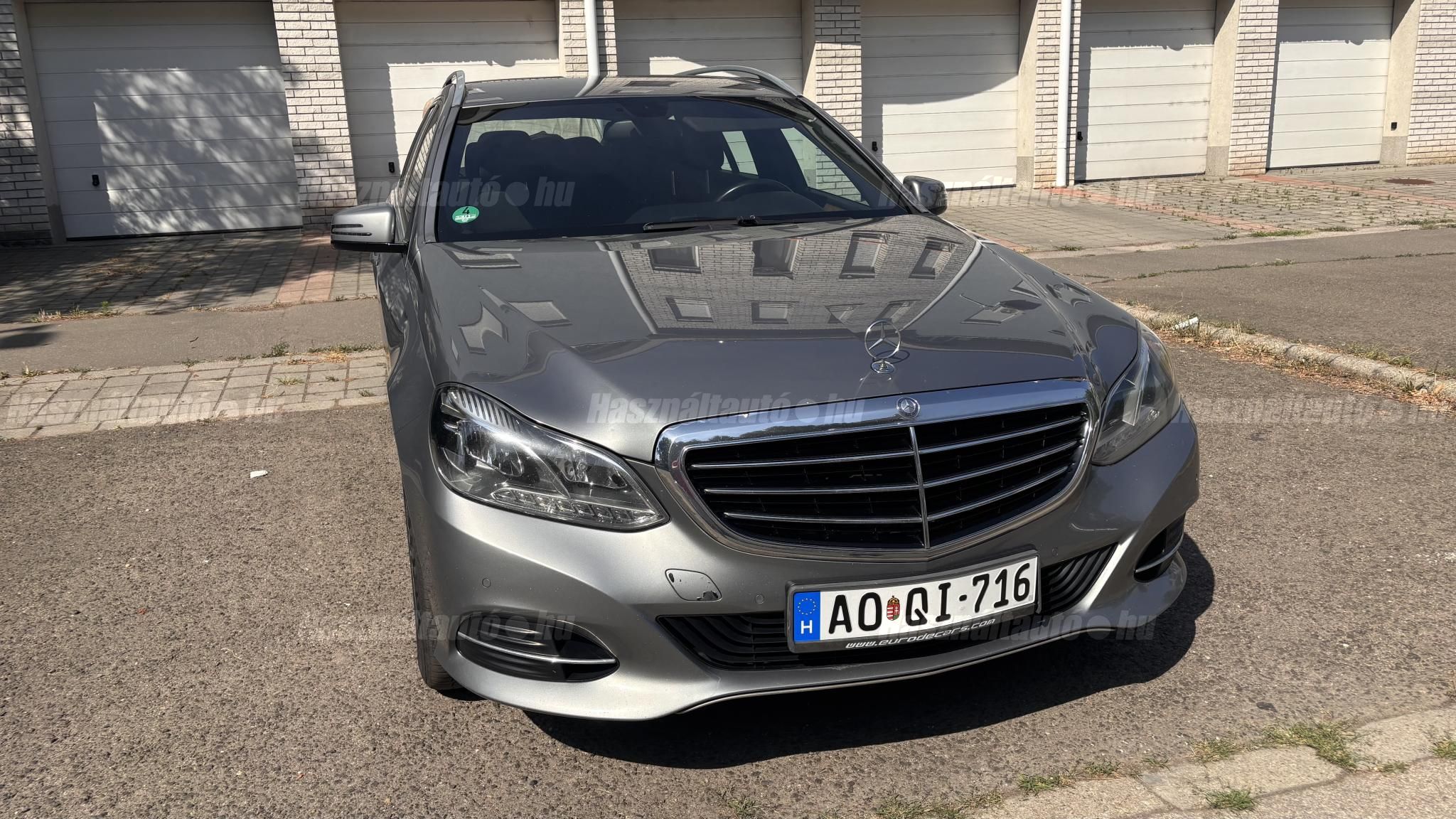 MERCEDES-BENZ E 220 2014/5 - 1