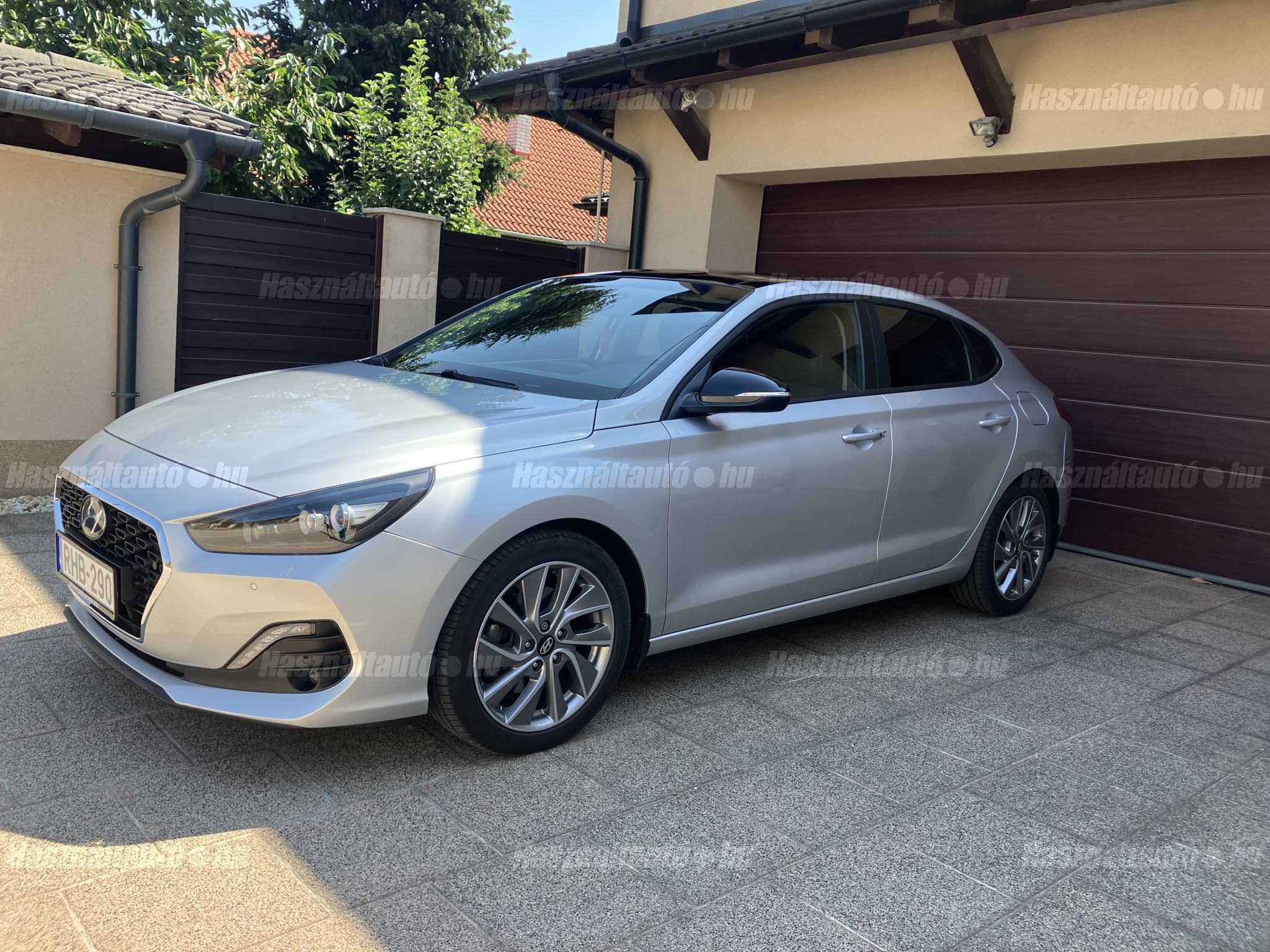 HYUNDAI I30 2019/4 - 1