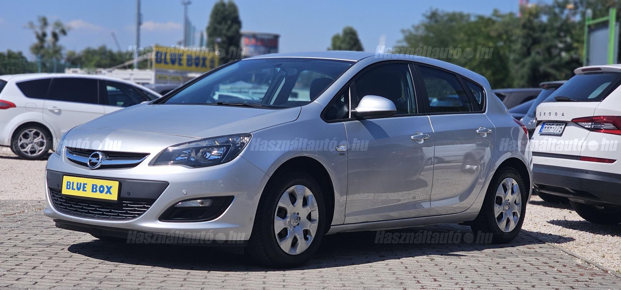 OPEL ASTRA J 2014/6 - 1