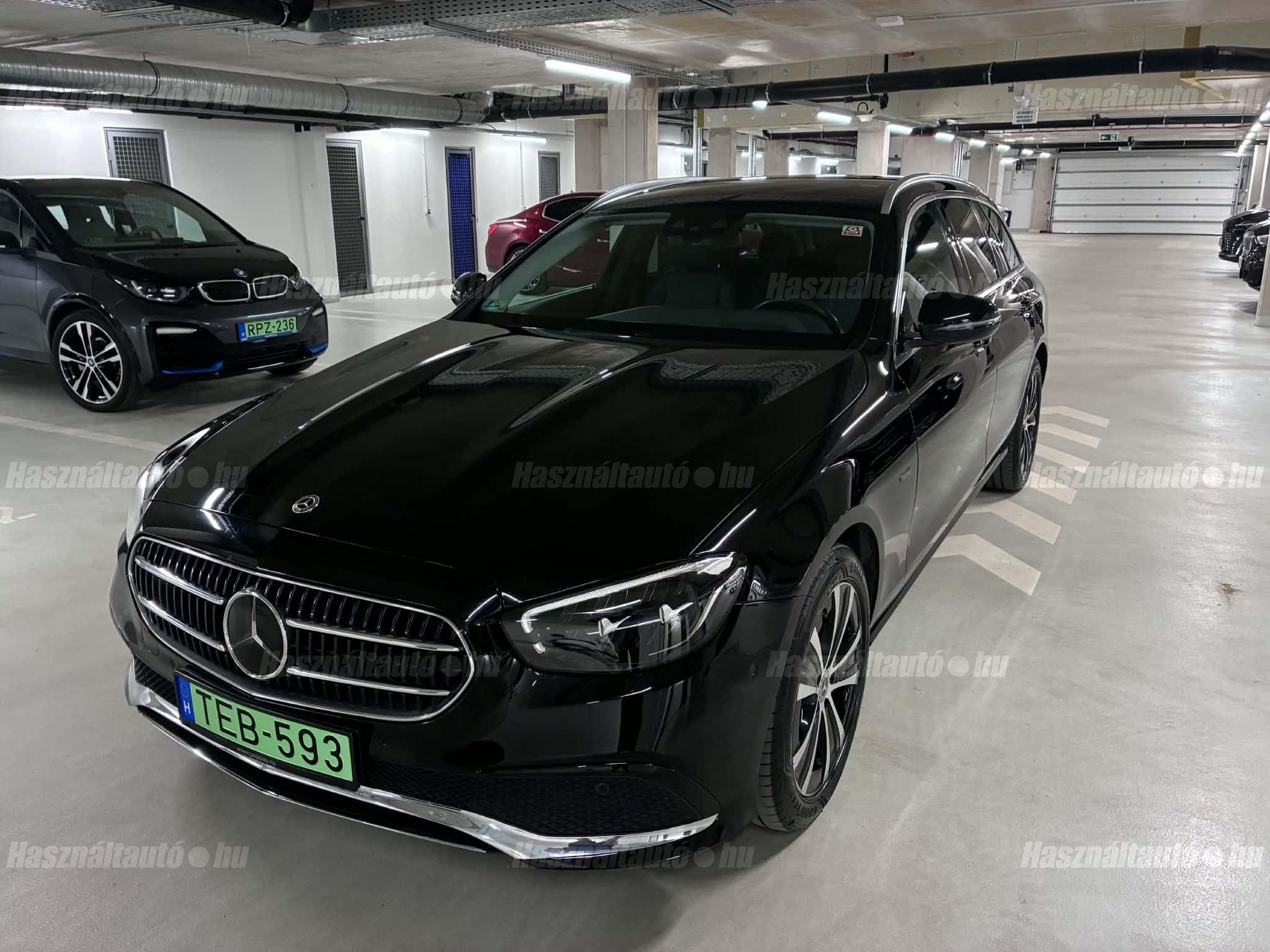 MERCEDES-BENZ E 300 2021/2 - 1