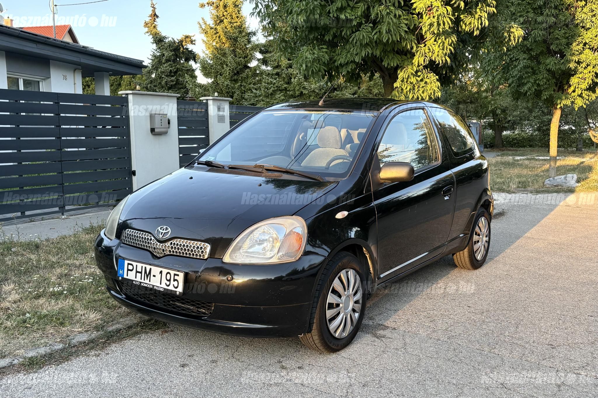 TOYOTA YARIS 2000/12 - 1