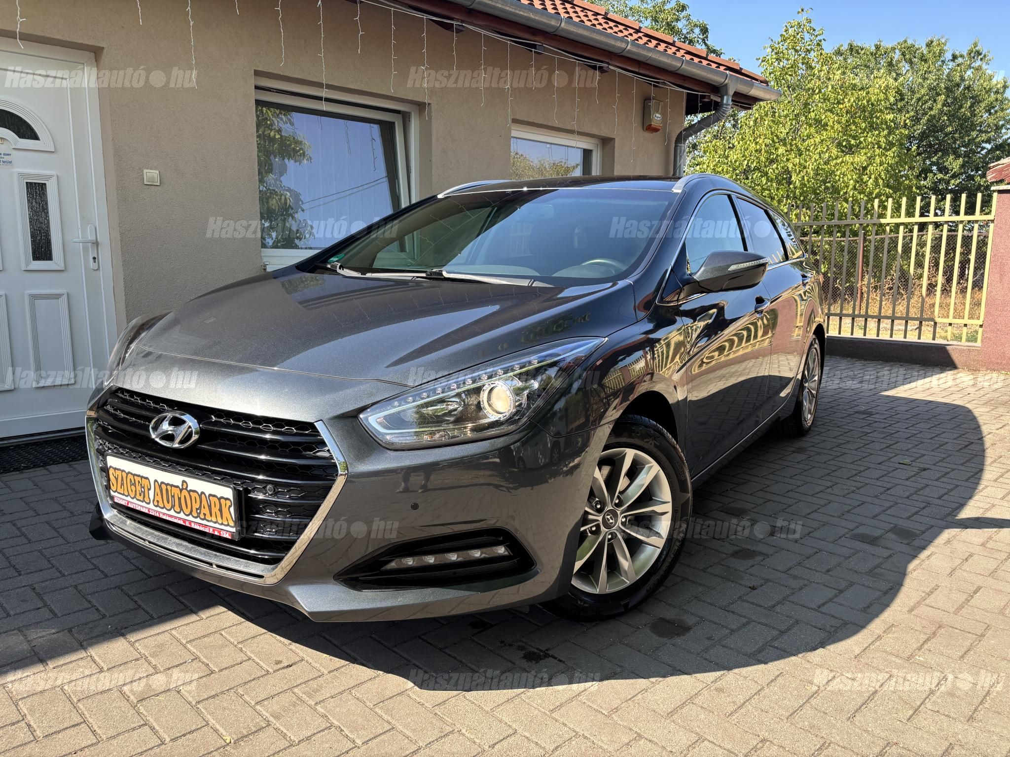 HYUNDAI I40 2017/4 - 1