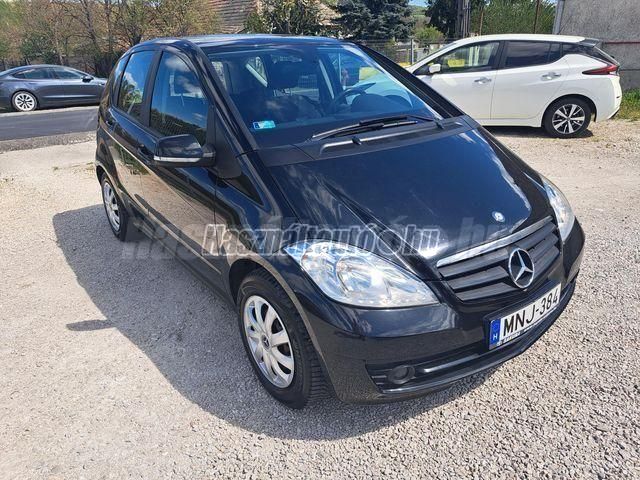 MERCEDES-BENZ A 180 2011/7 - 1