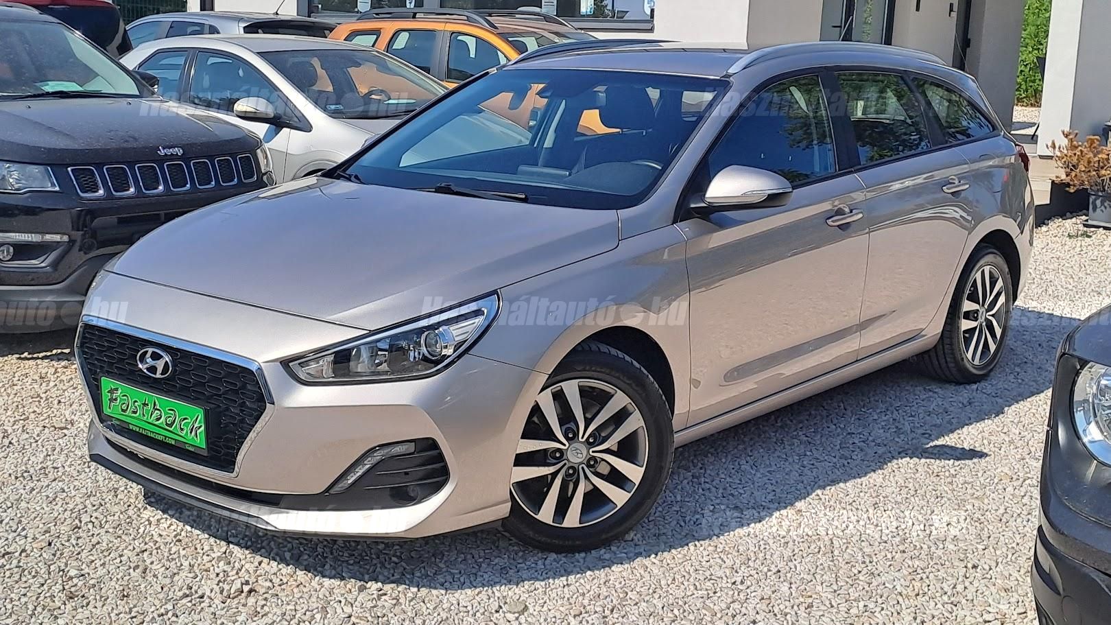 HYUNDAI I30 2019/8 - 1