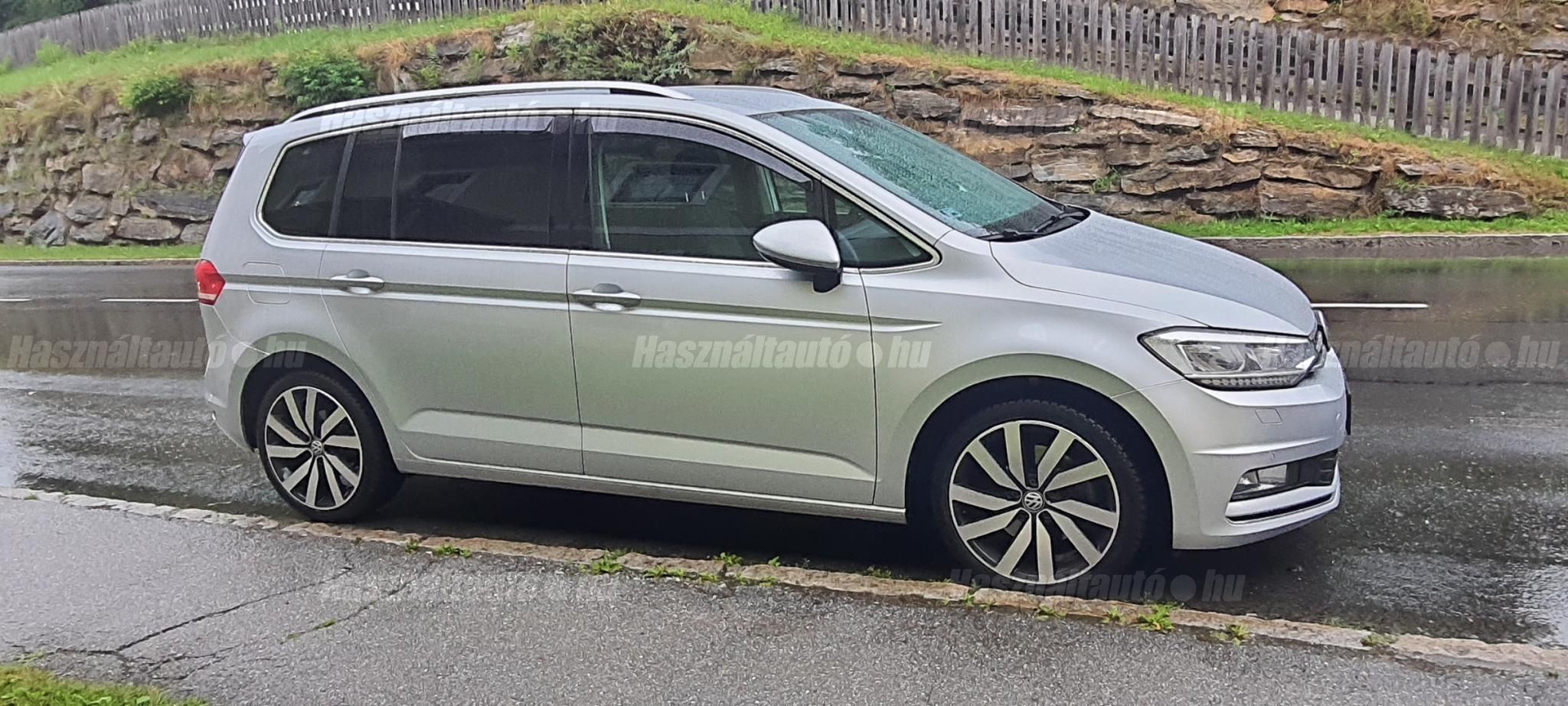 VOLKSWAGEN TOURAN 2015/11 - 1