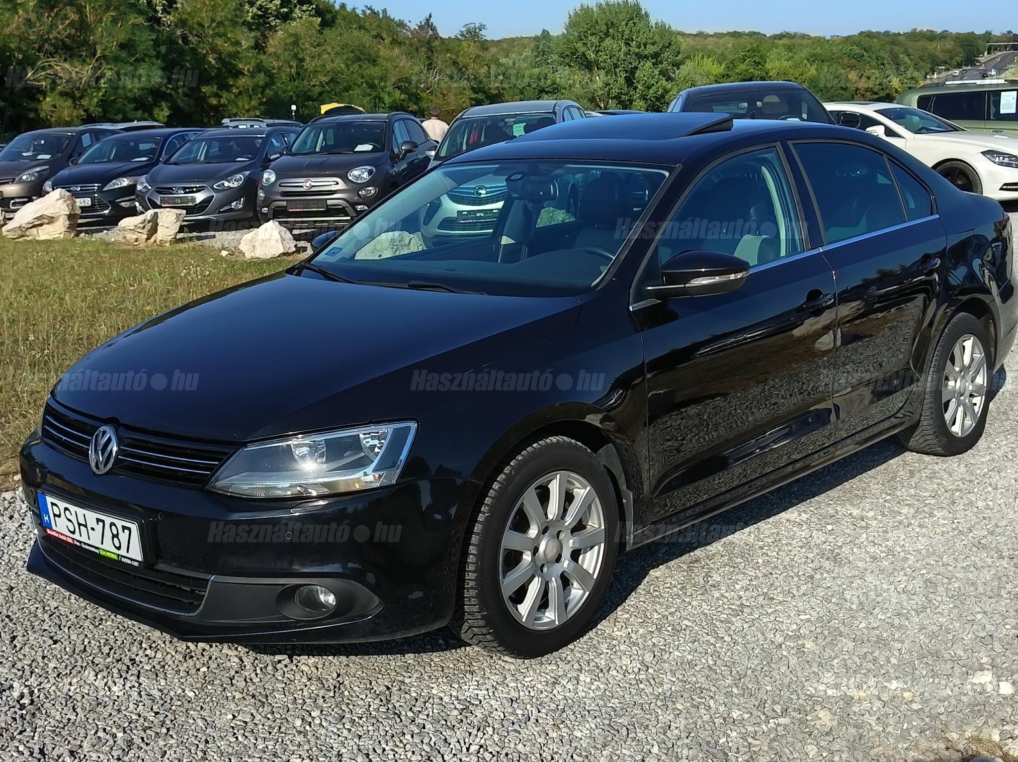 VOLKSWAGEN JETTA VI 2011/6 - 1