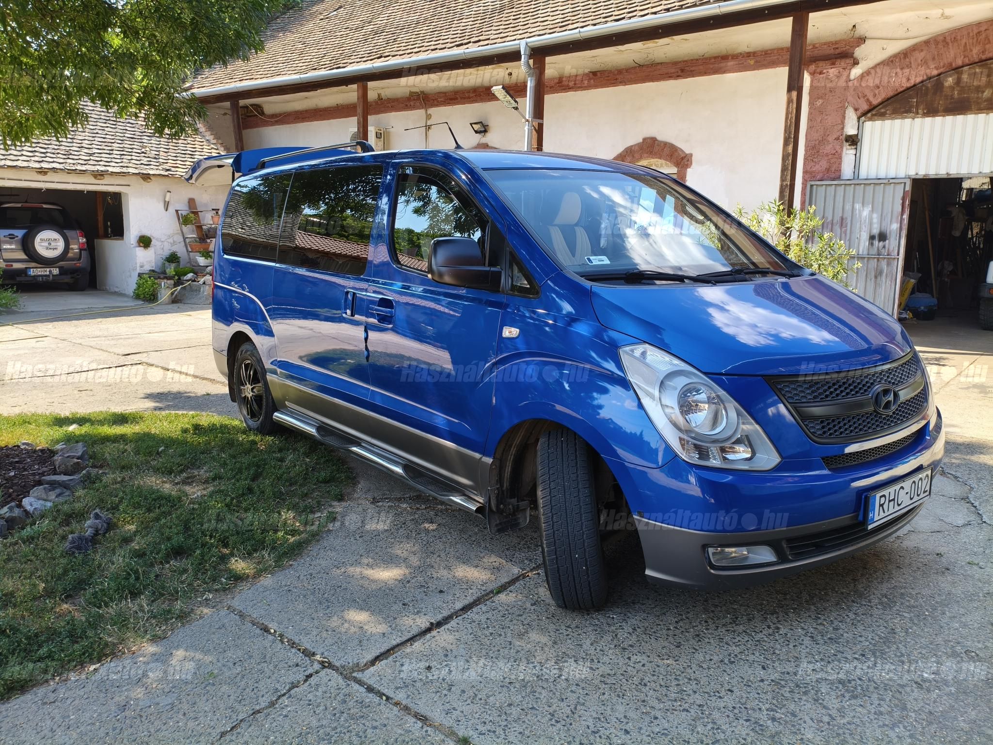 HYUNDAI H-1 2010 - 1