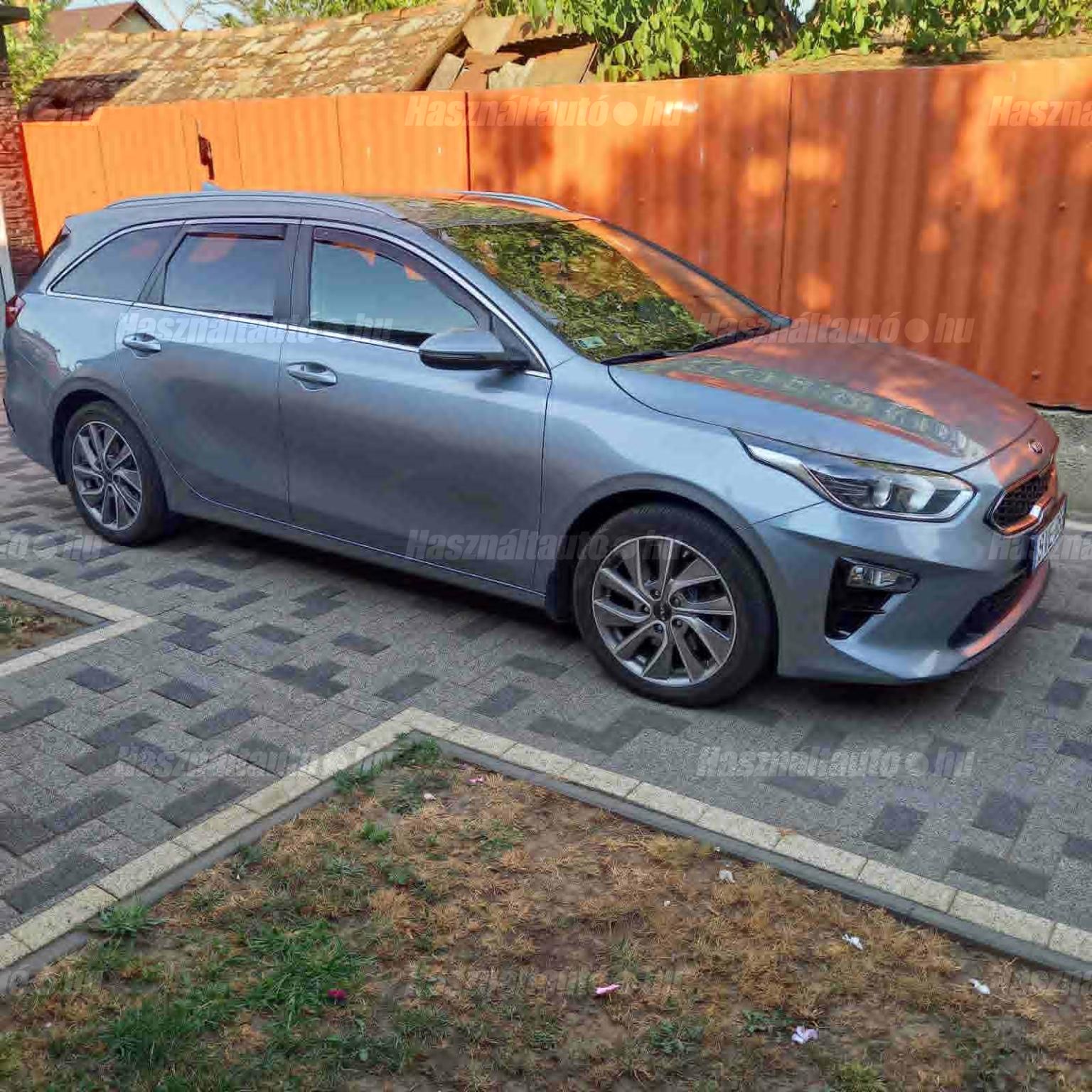 KIA CEE'D 2021/7 - 1