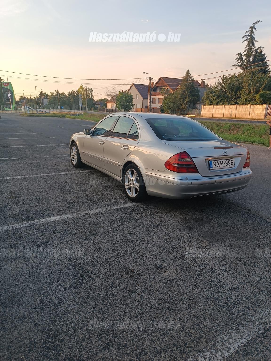 MERCEDES-BENZ E 200 2003/5 - 1