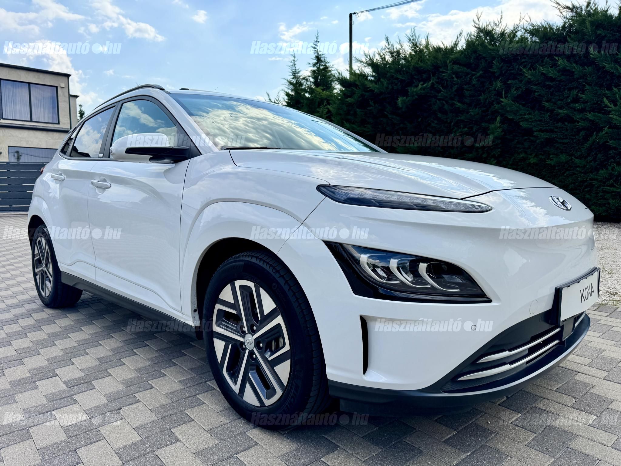 HYUNDAI KONA 2022/3 - 1