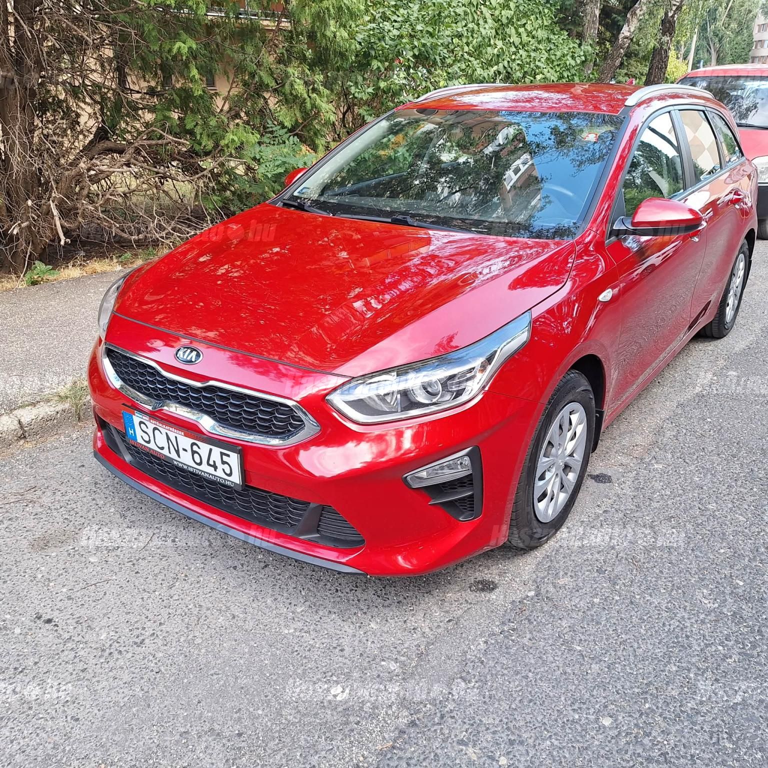 KIA CEE'D 2020/6 - 1