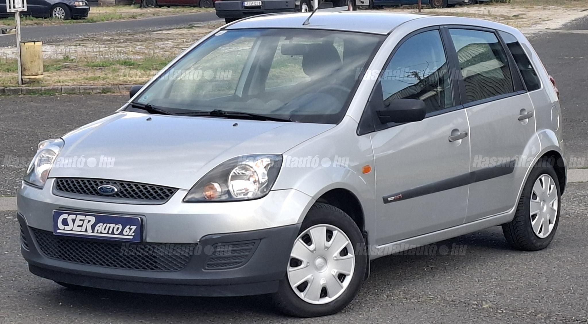 FORD FIESTA 2008/10 - 1