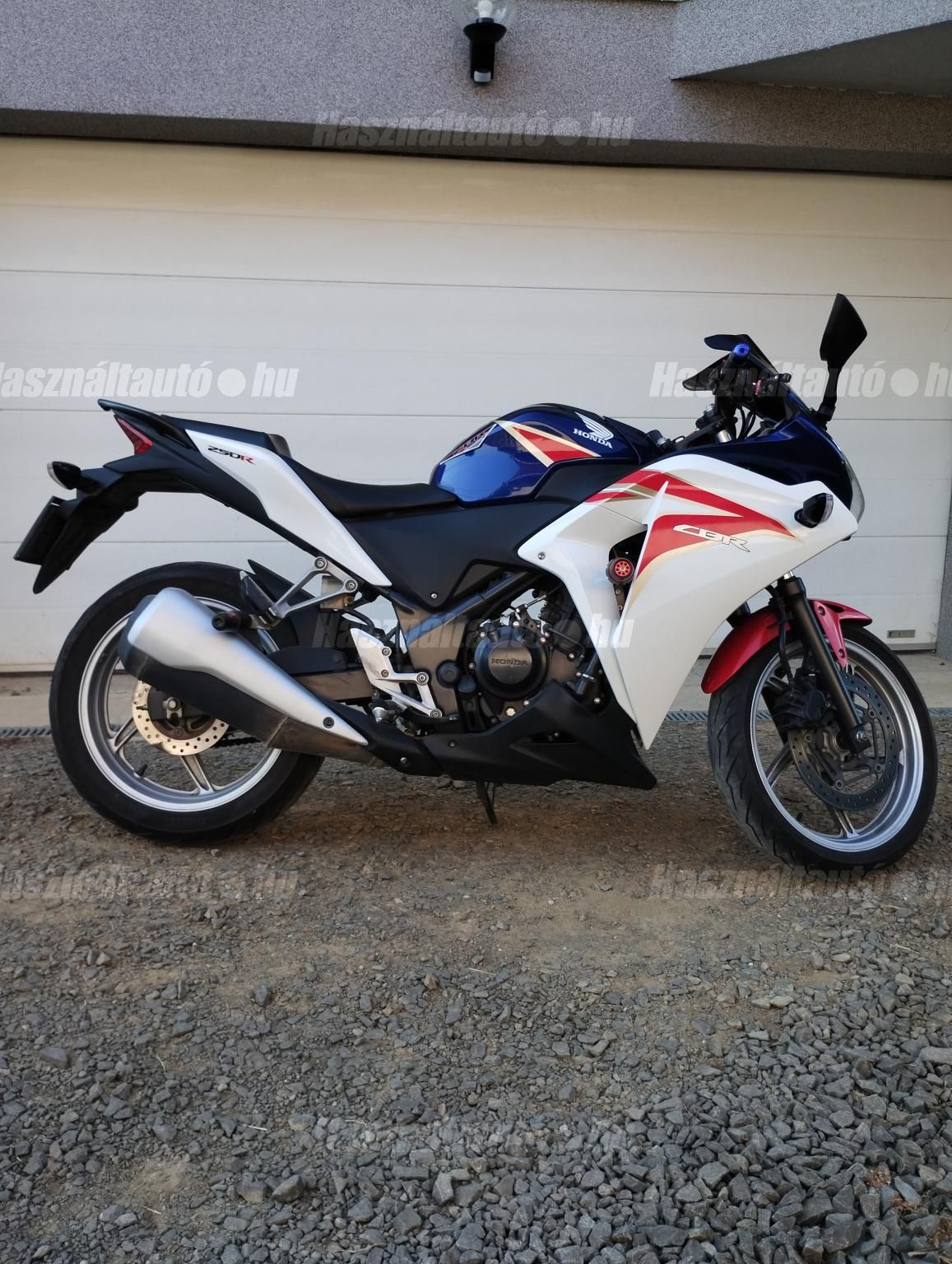 HONDA CBR 250R 2013/6 - 1