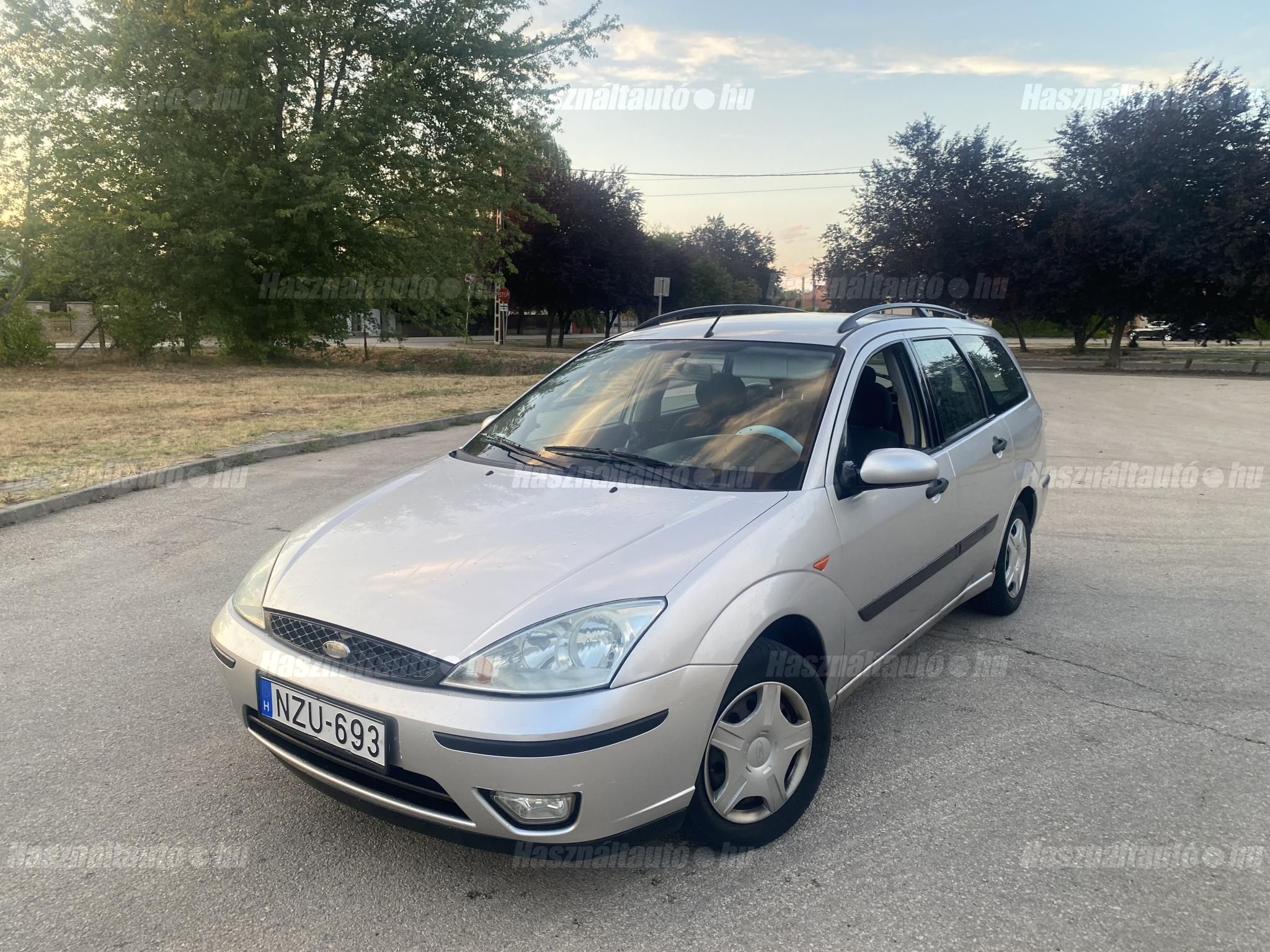 FORD FOCUS 2003/10 - 1
