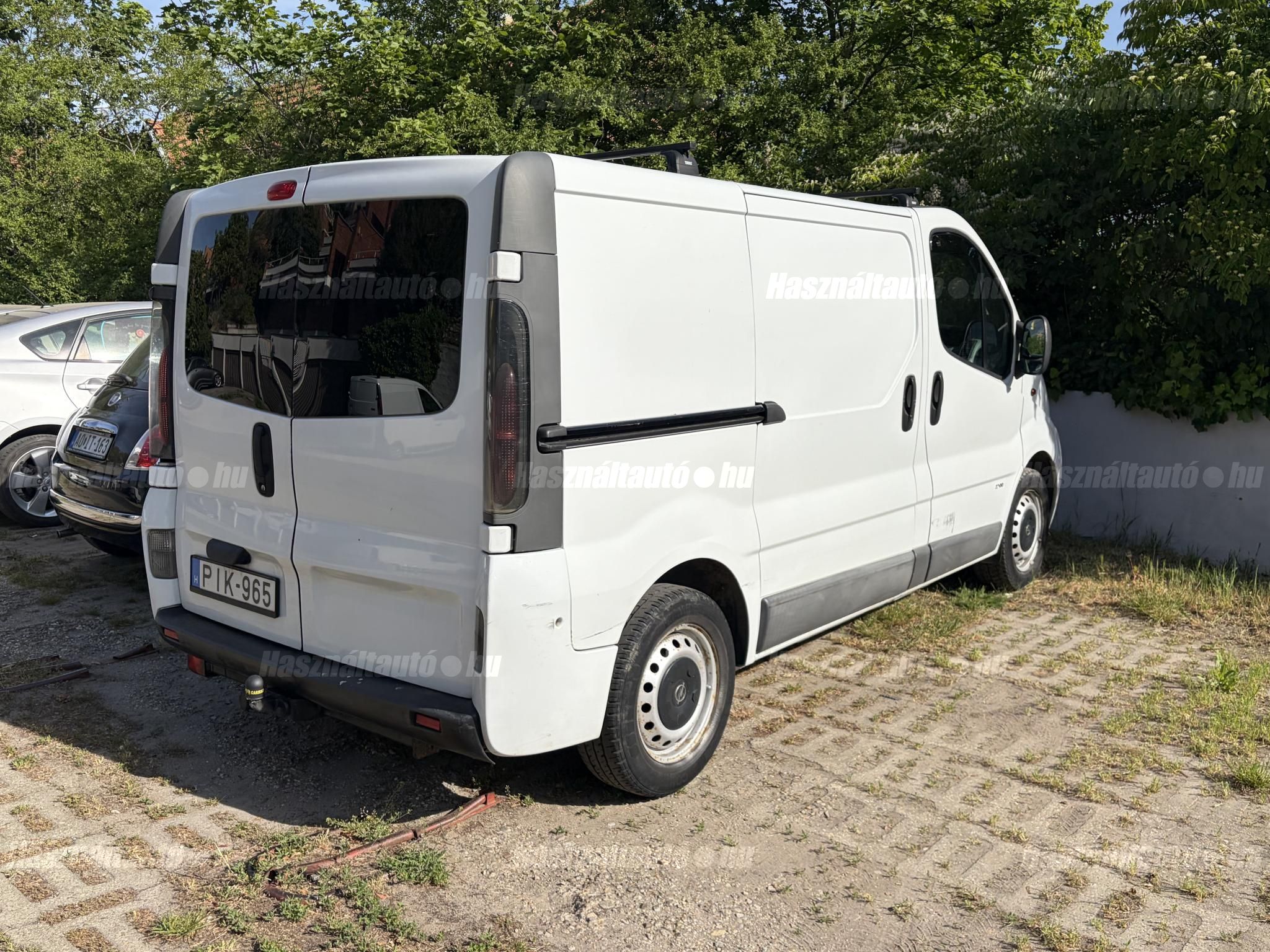 OPEL VIVARO 2002/7 - 1