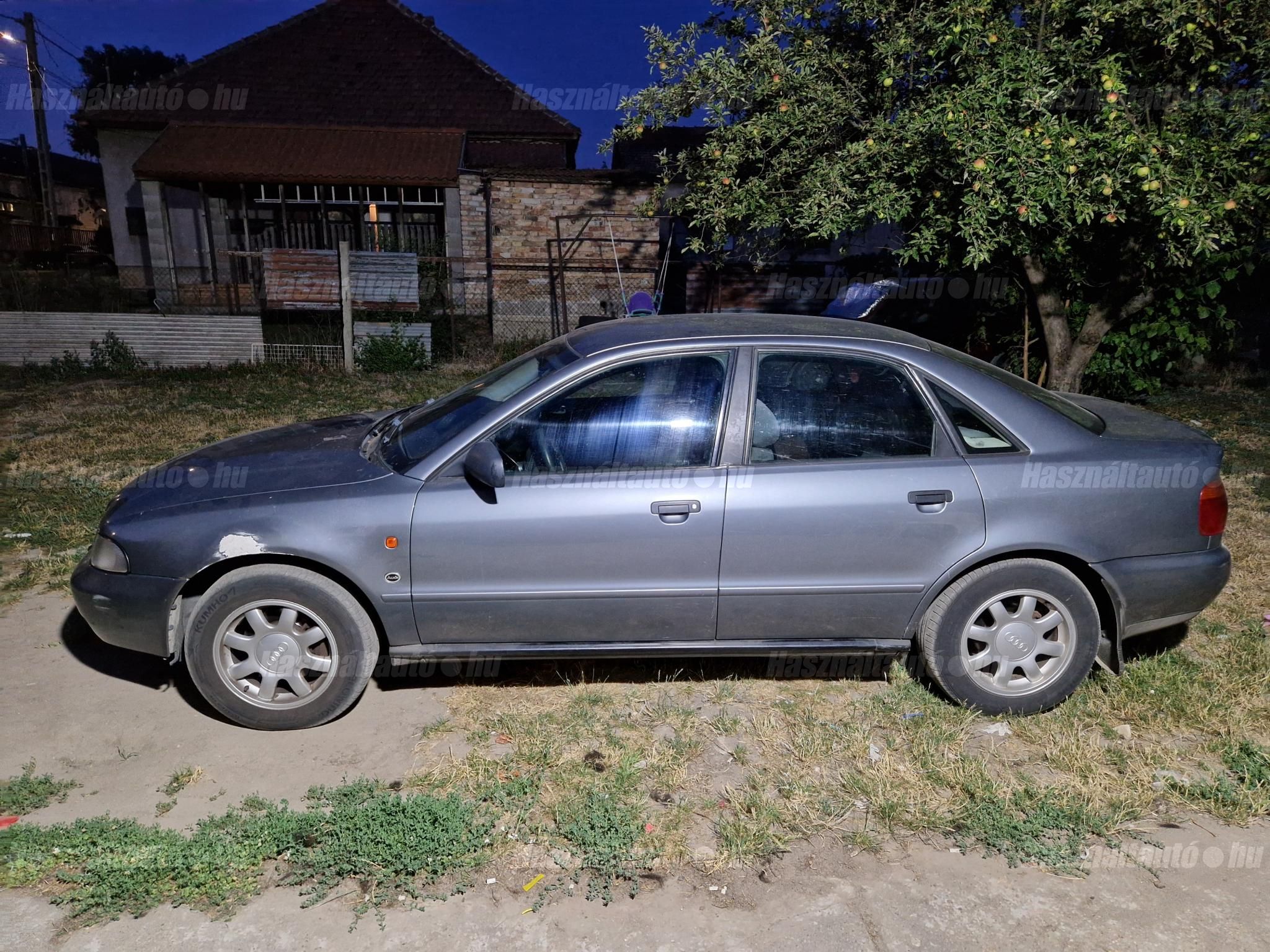 AUDI A4 1996/6 - 1