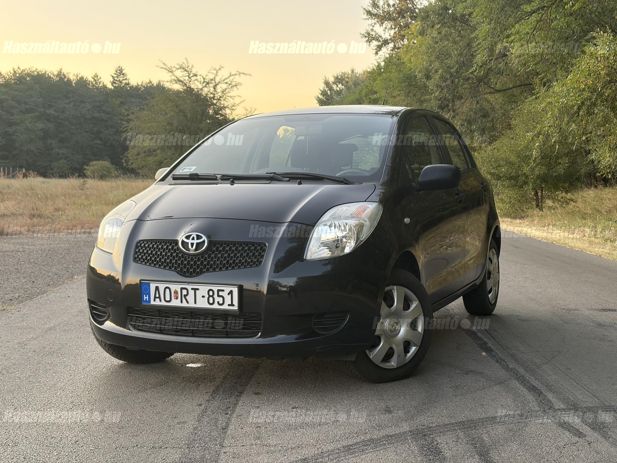 TOYOTA YARIS 2007/9 - 1