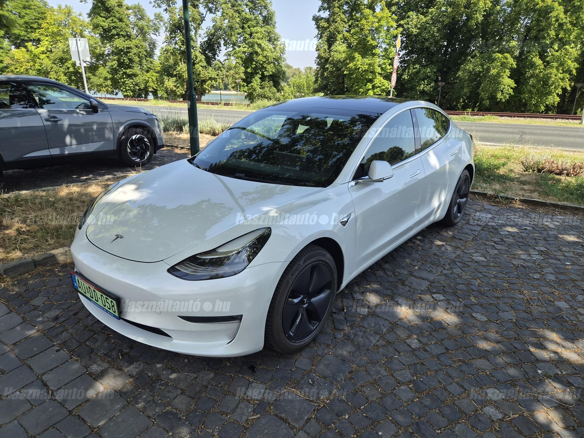 TESLA MODEL 3 2020/7 - 1