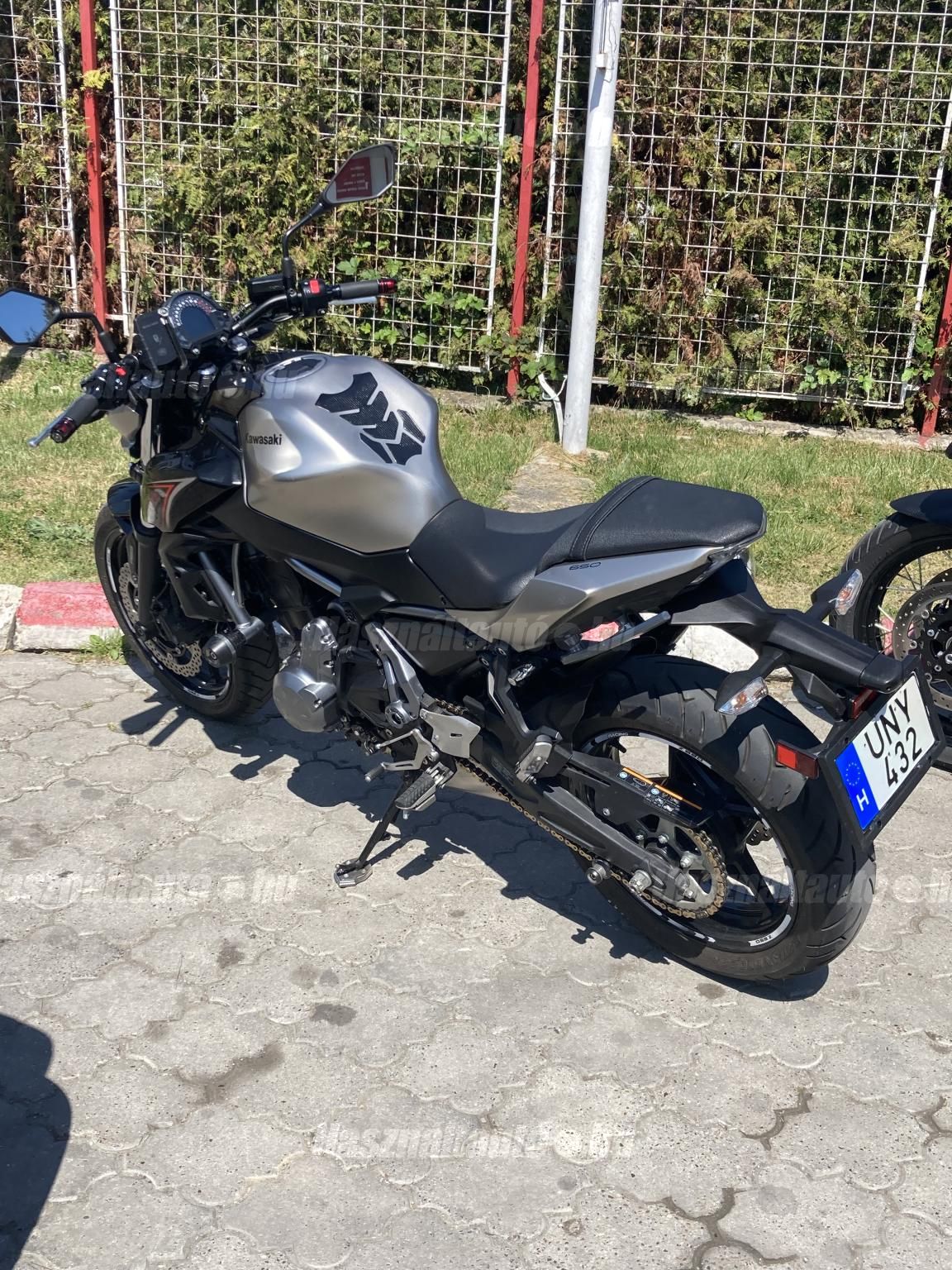 KAWASAKI Z 650 2018/7 - 1