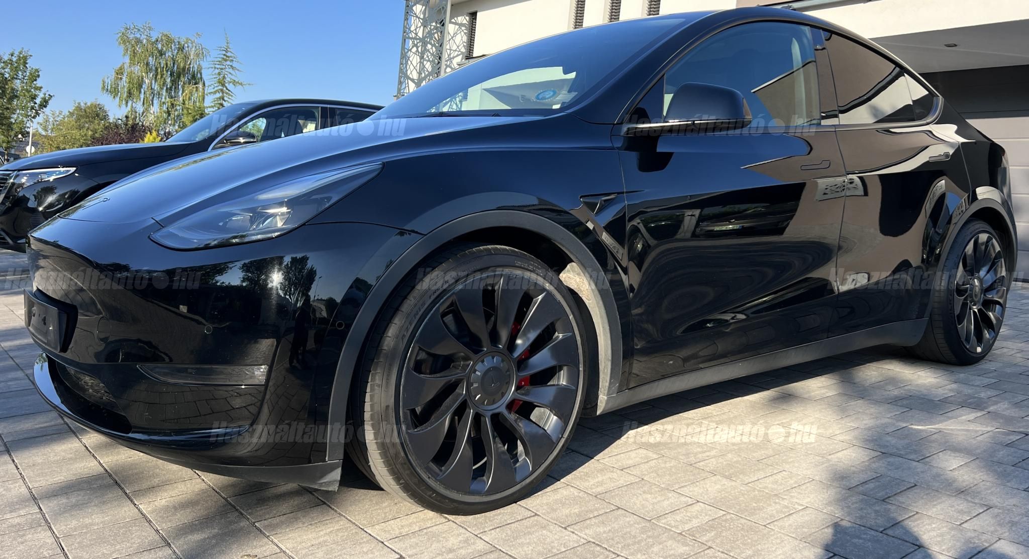 TESLA MODEL Y 2022/7 - 1