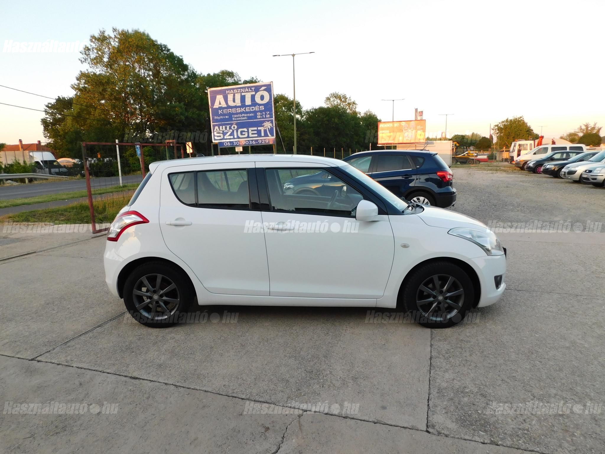 SUZUKI SWIFT 2013/3 - 1