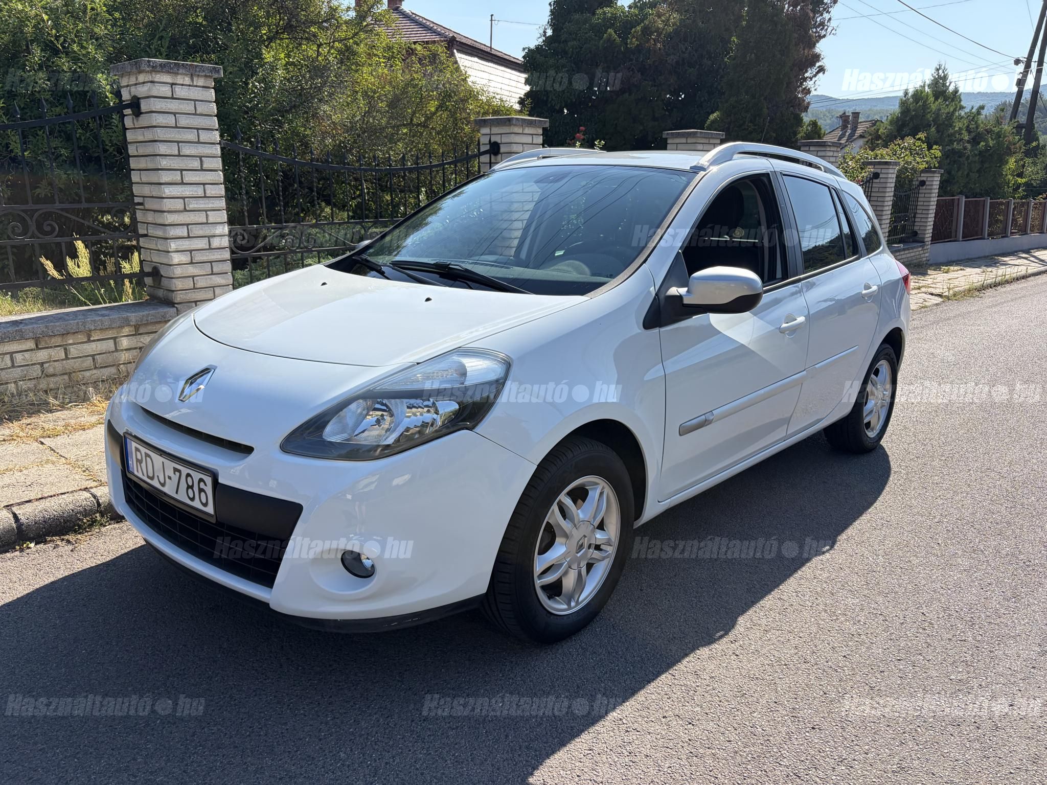 RENAULT CLIO 2012/7 - 1