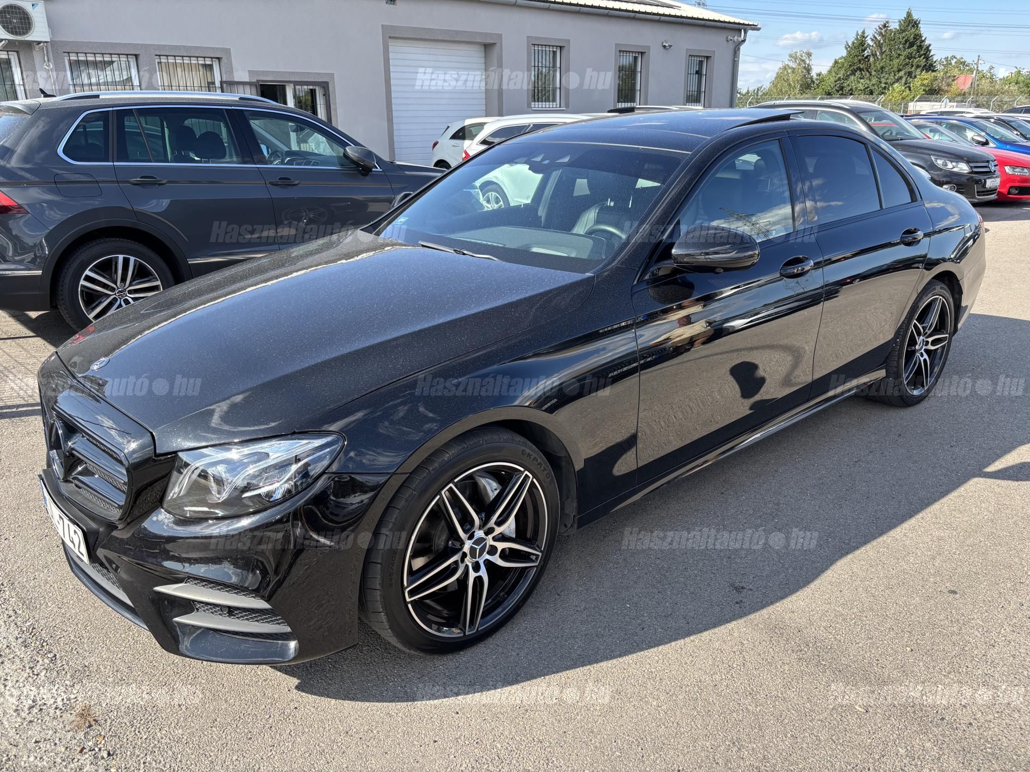 MERCEDES-BENZ E 220 2017/4 - 1