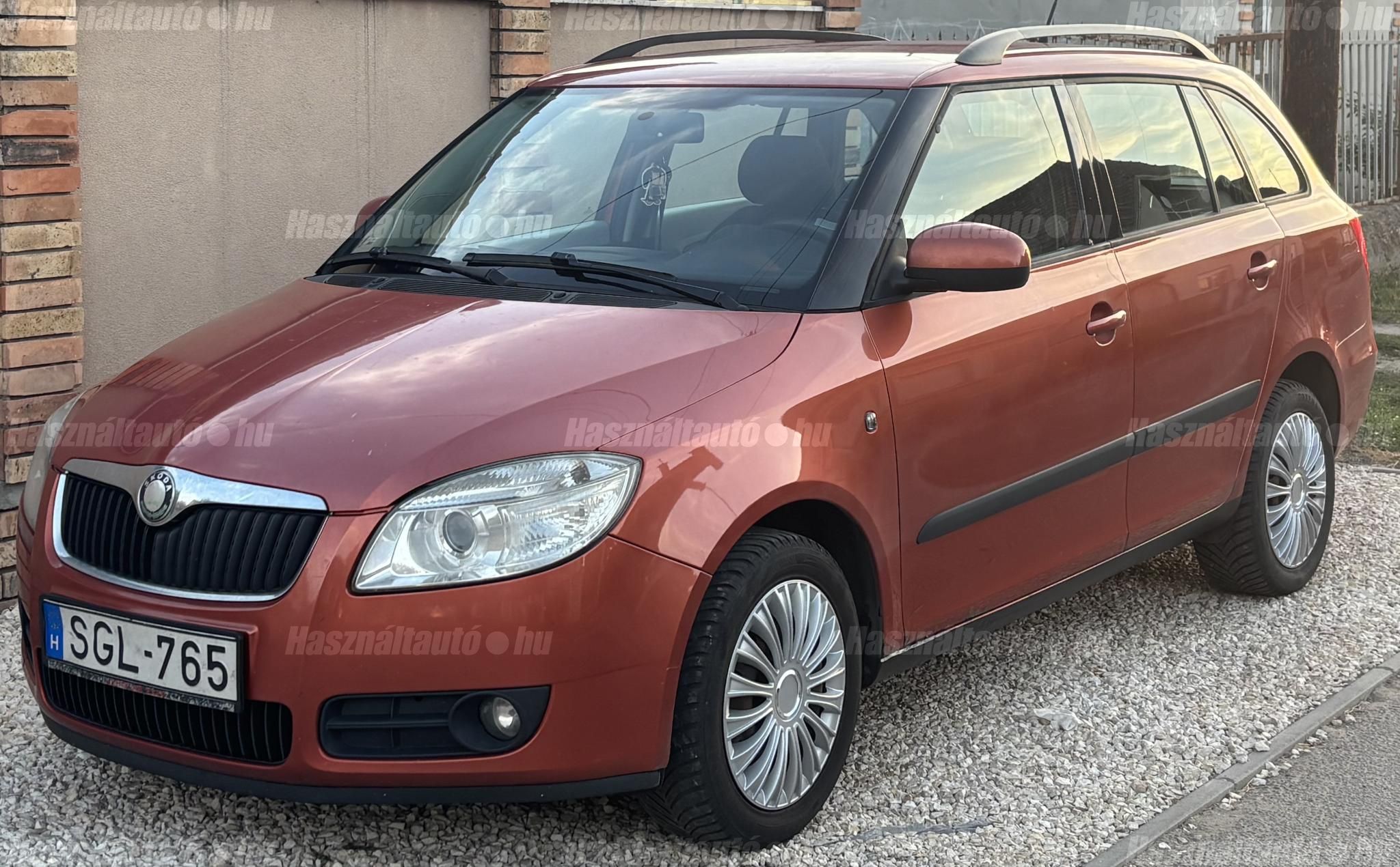 SKODA FABIA 2008 - 1