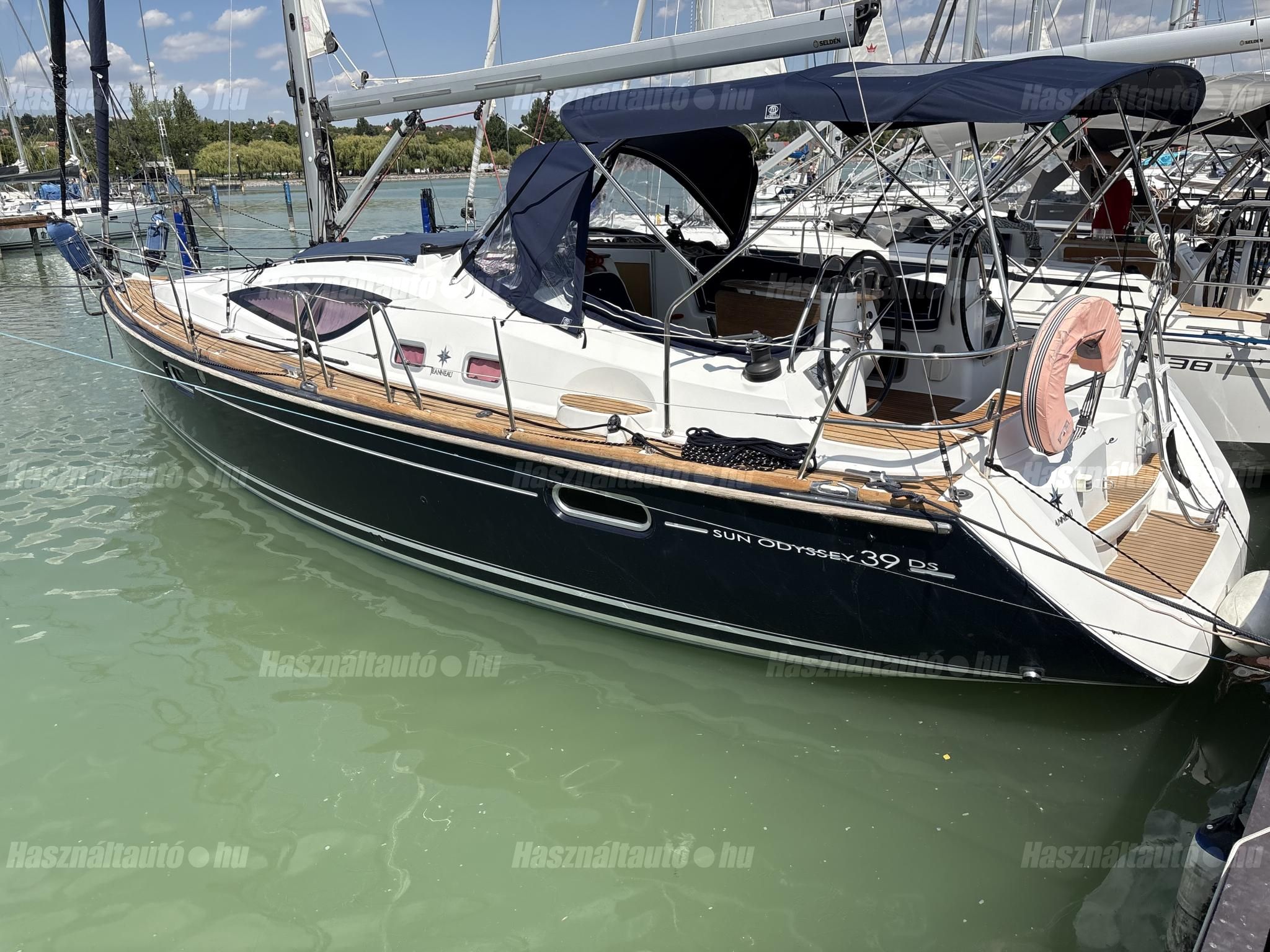 JEANNEAU 2008 - 1