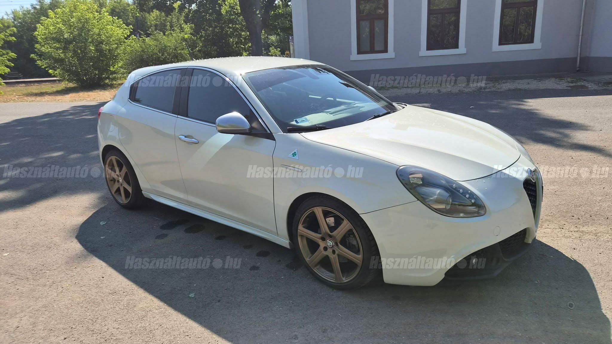 ALFA ROMEO GIULIETTA 2010/9 - 1