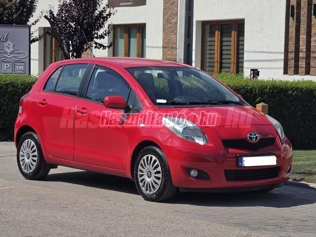 TOYOTA YARIS 2011 - 1