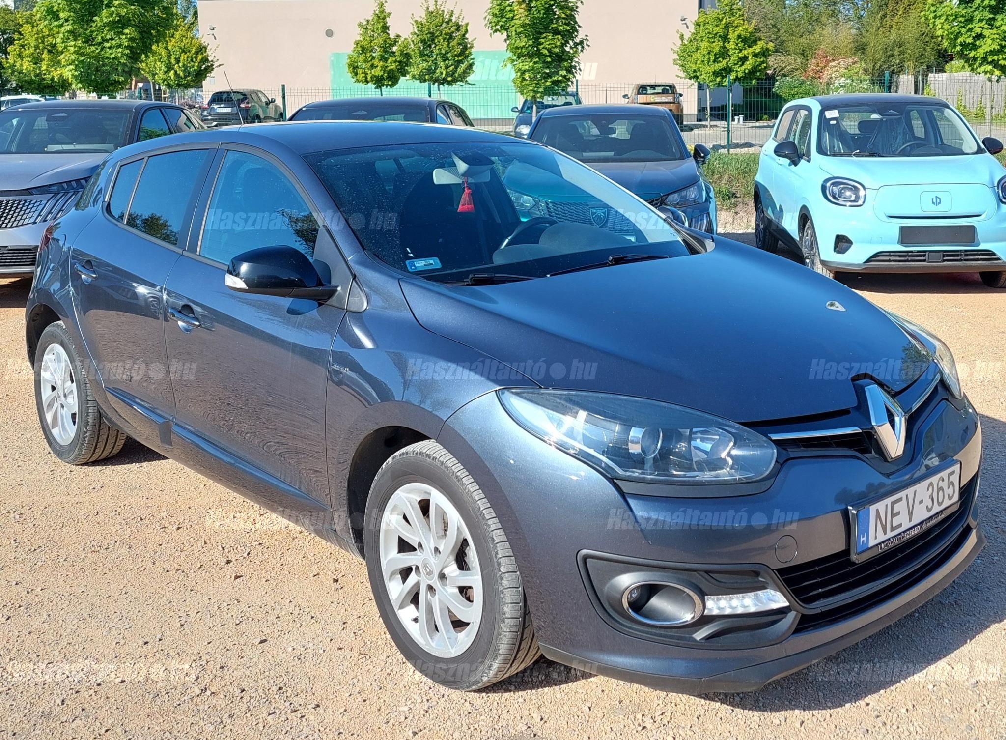 RENAULT MEGANE 2015 - 1
