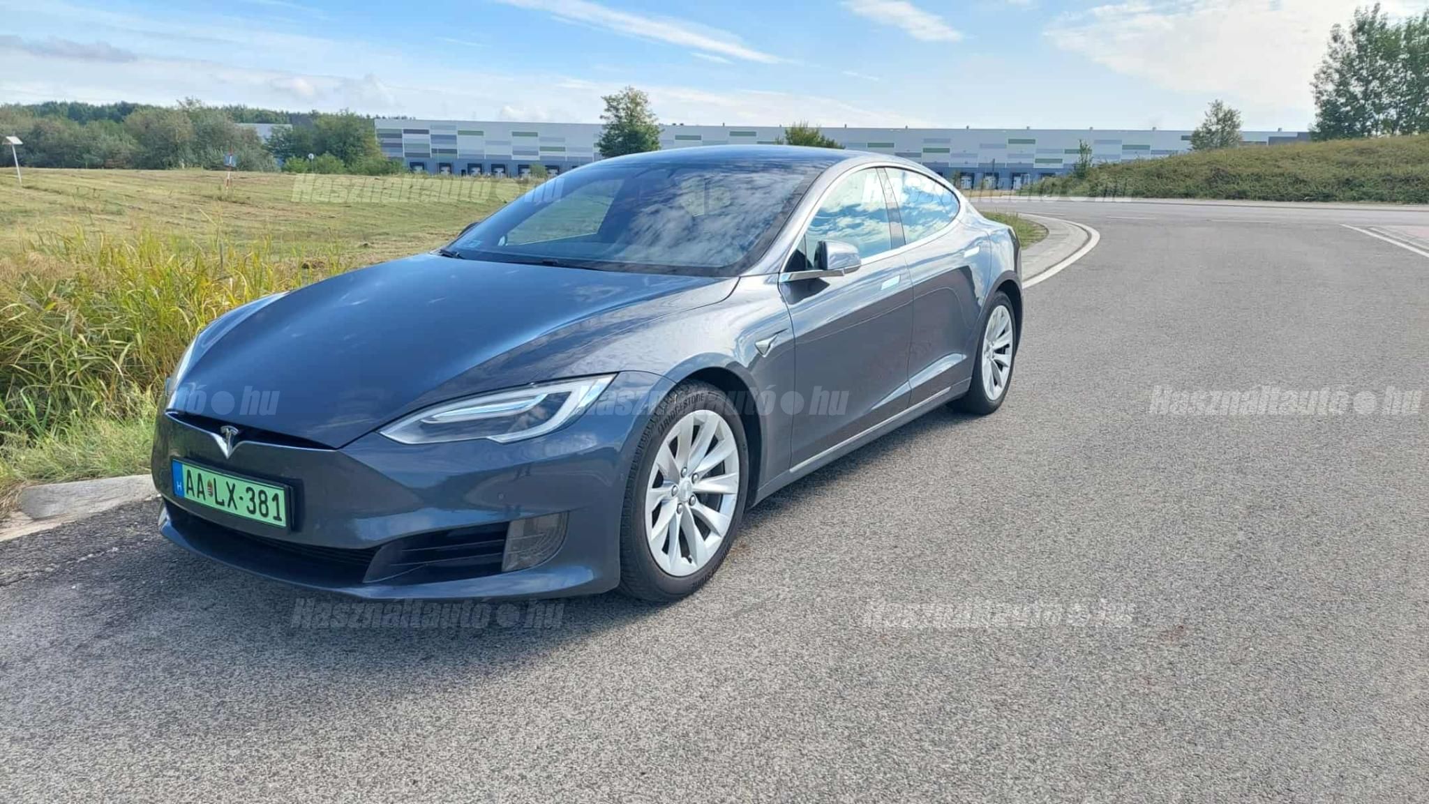 TESLA MODEL S 2017/8 - 1