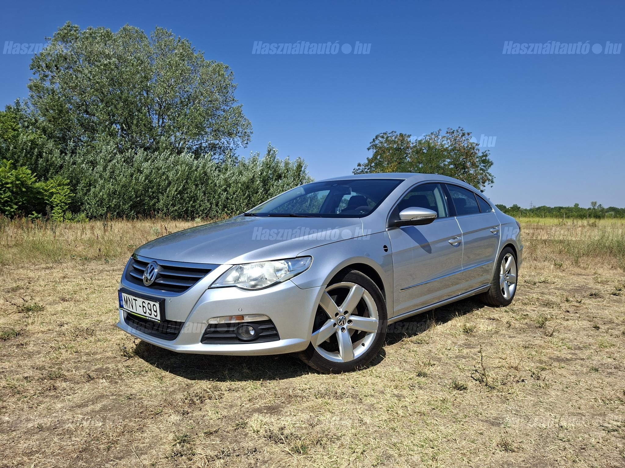 VOLKSWAGEN PASSAT CC 2010/4 - 1