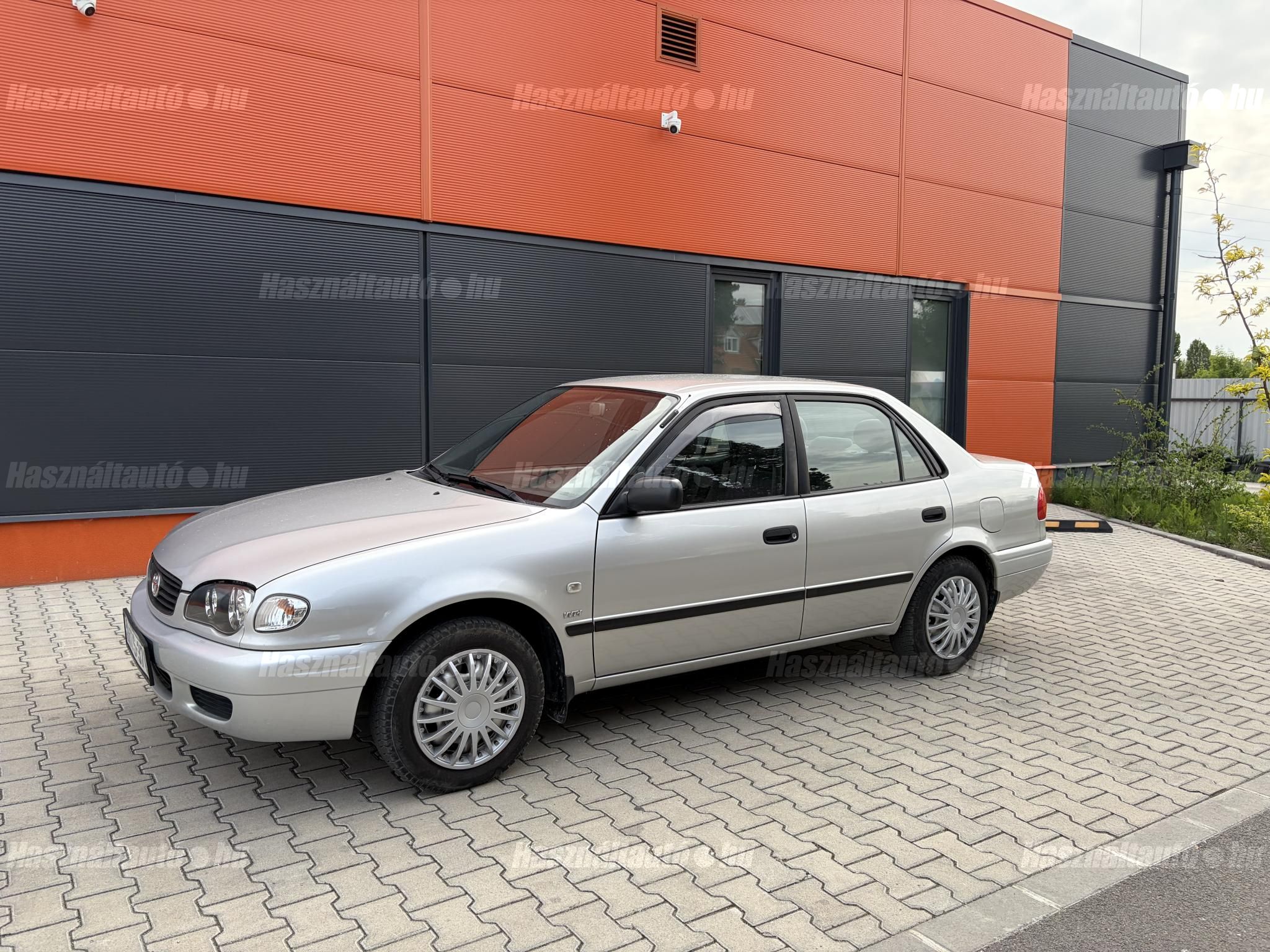 TOYOTA COROLLA 2001/12 - 1