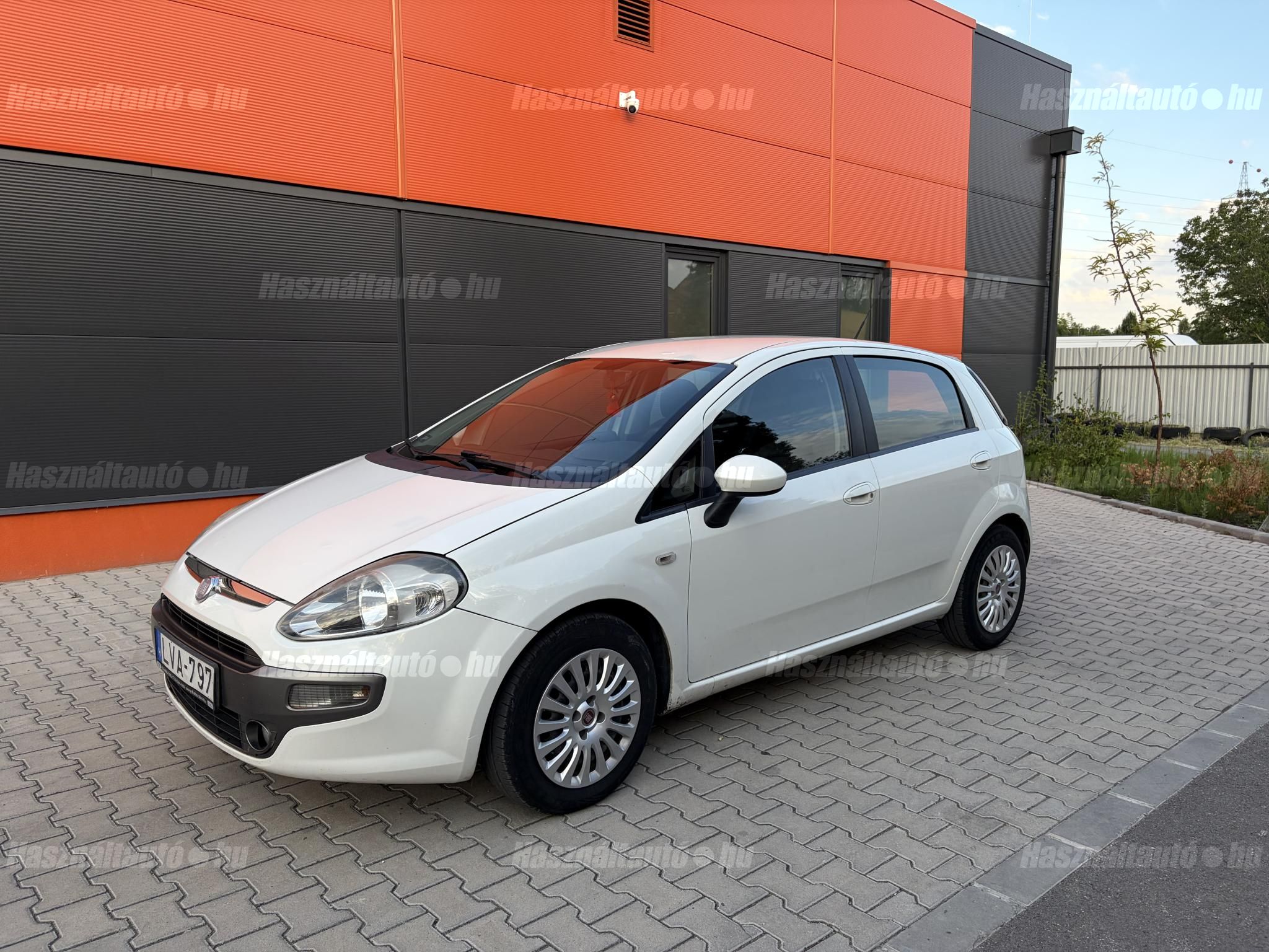 FIAT PUNTO 2011/1 - 1