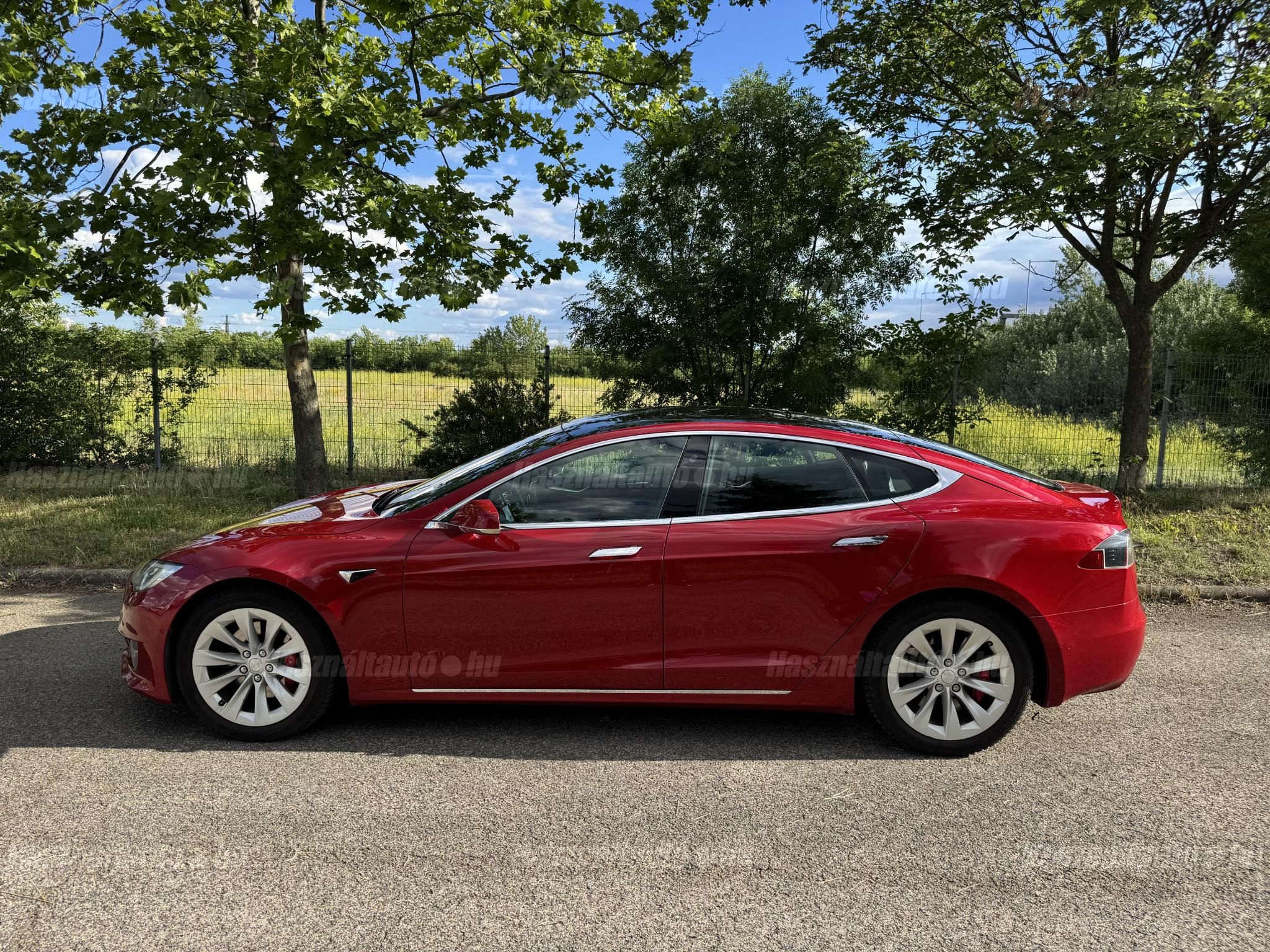 TESLA MODEL S 2018/7 - 1
