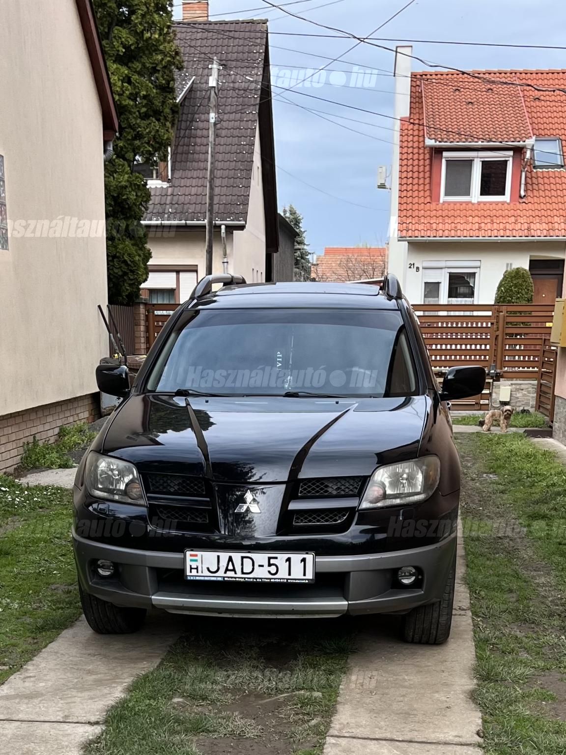 MITSUBISHI OUTLANDER 2003/12 - 1