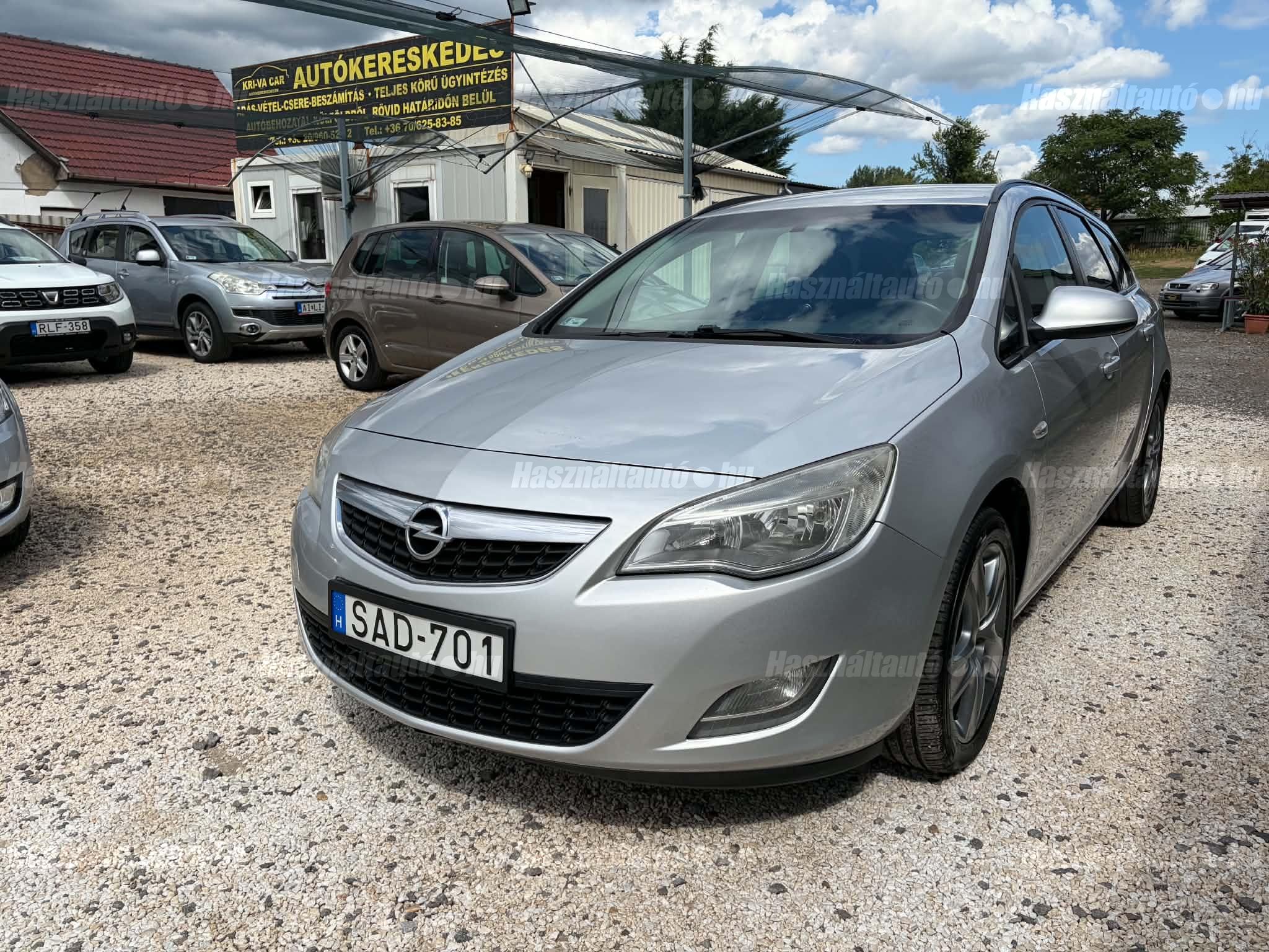 OPEL ASTRA J 2012/11 - 1