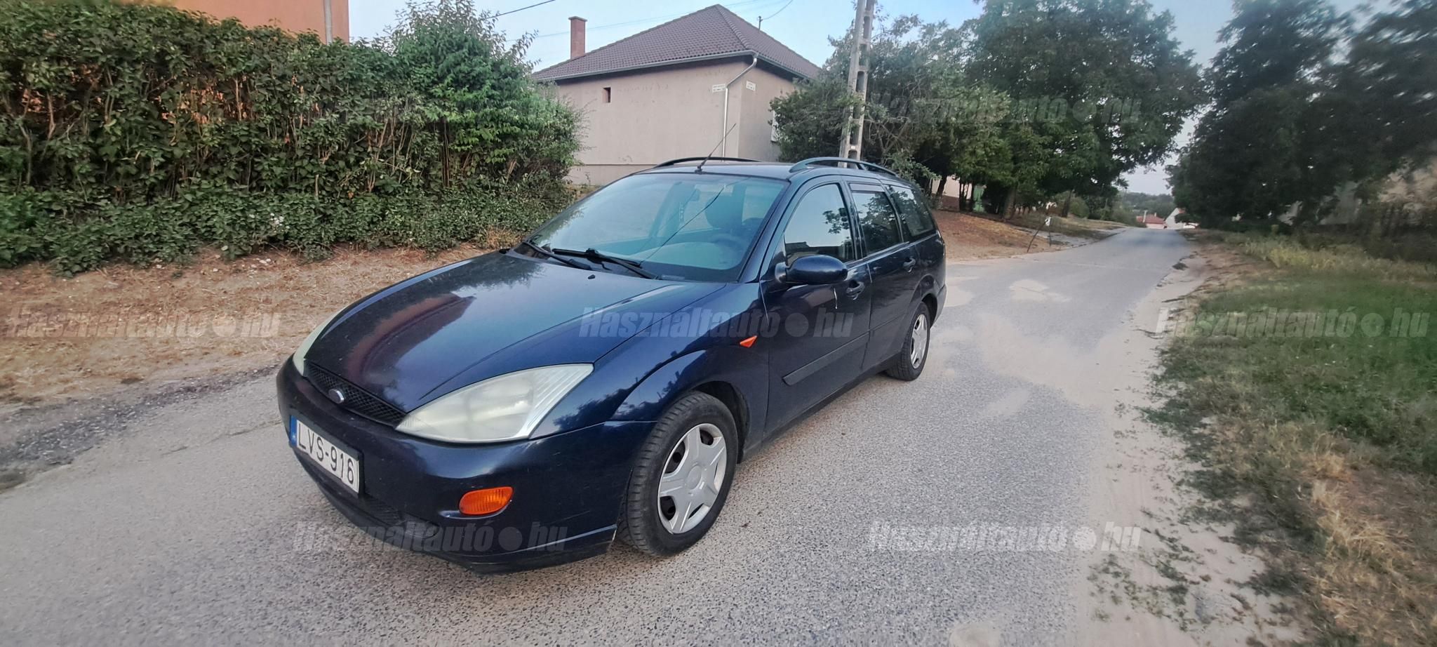 FORD FOCUS 2002 - 1