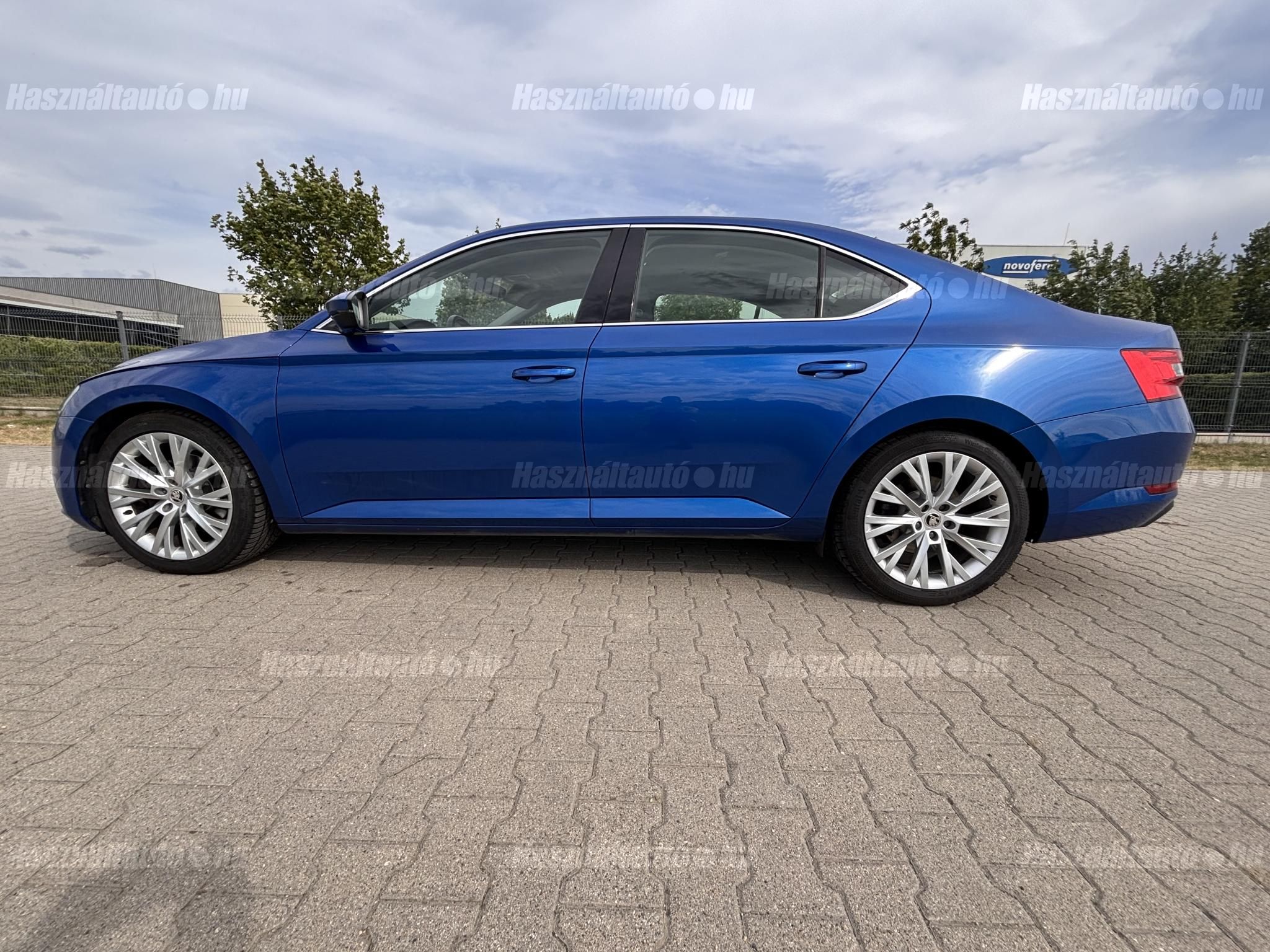 SKODA SUPERB 2021/1 - 1
