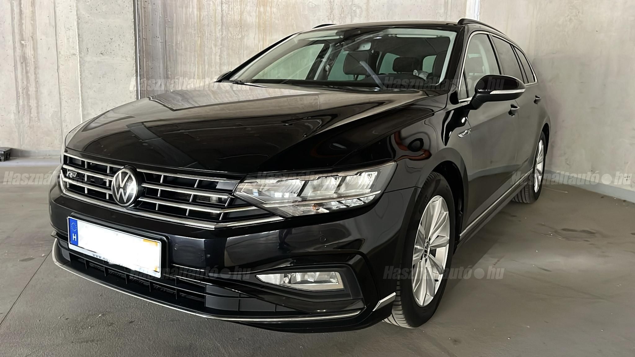 VOLKSWAGEN PASSAT 2023/1 - 1