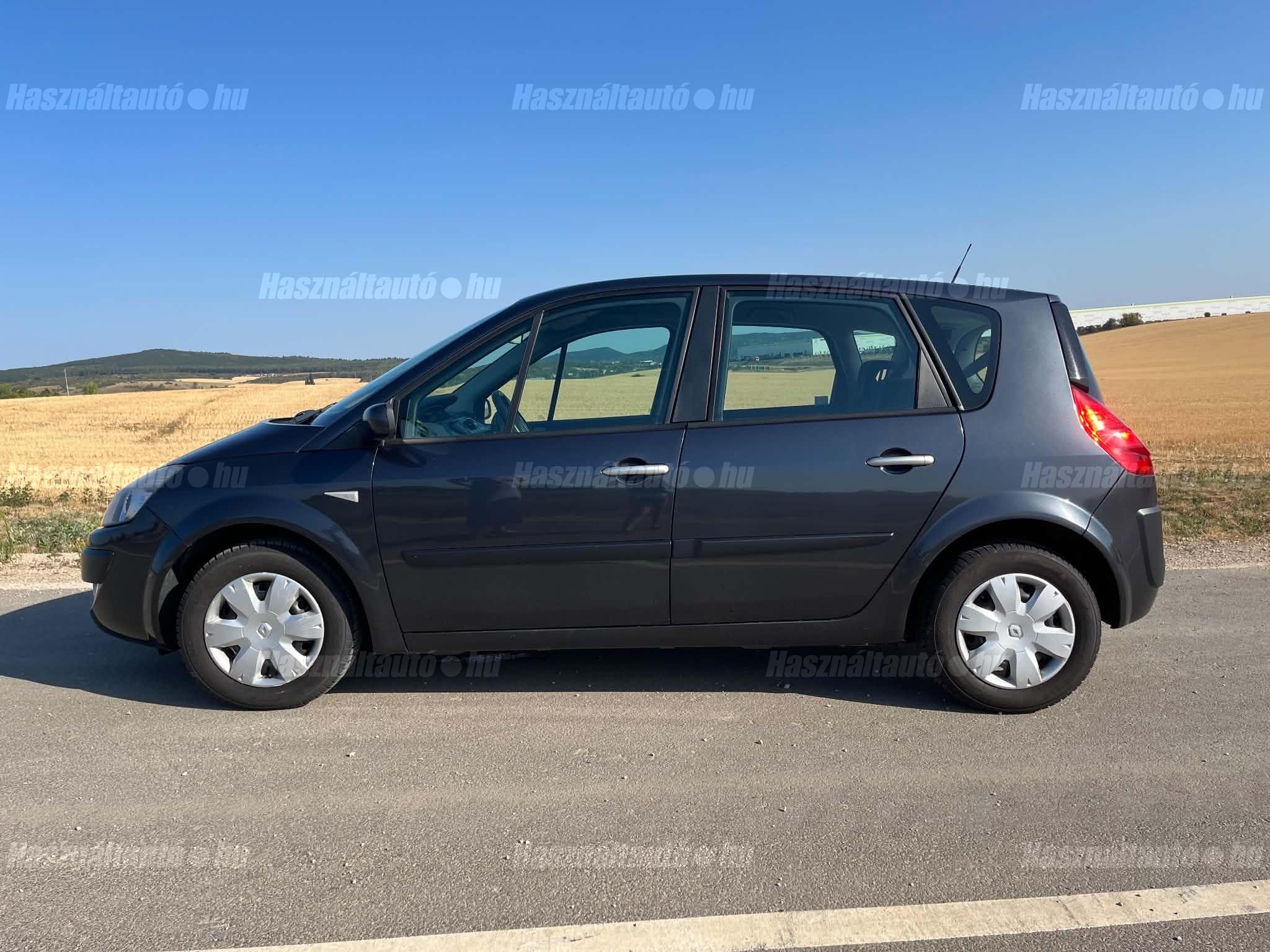 RENAULT SCENIC 2009/8 - 1