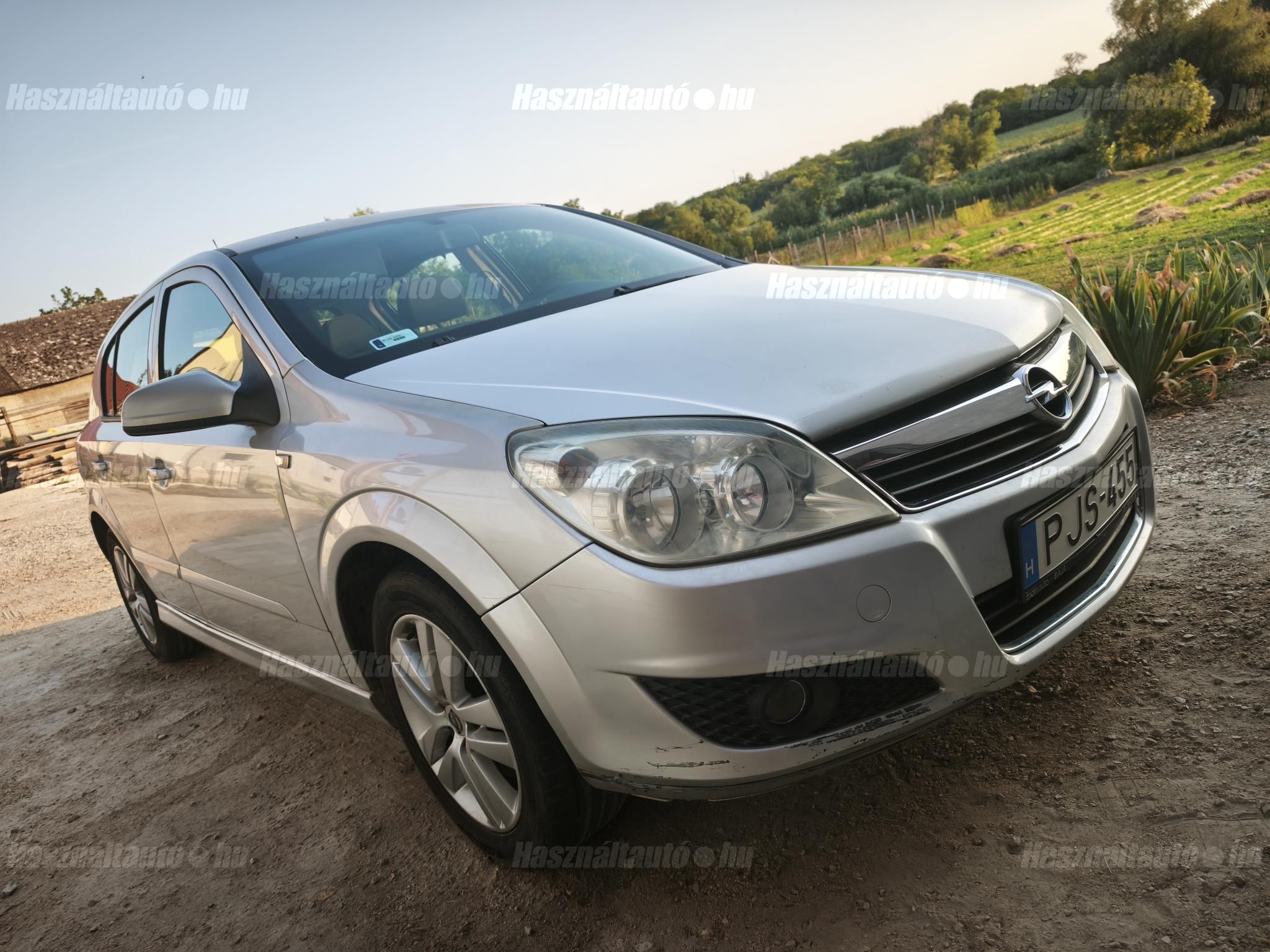 OPEL ASTRA H 2008/6 - 1