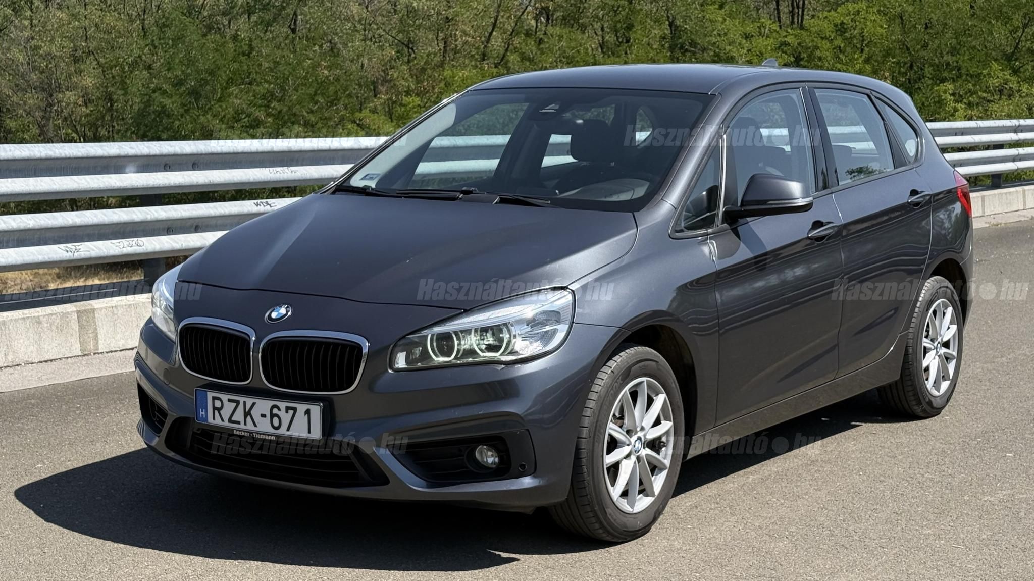 BMW 216 2015/7 - 1