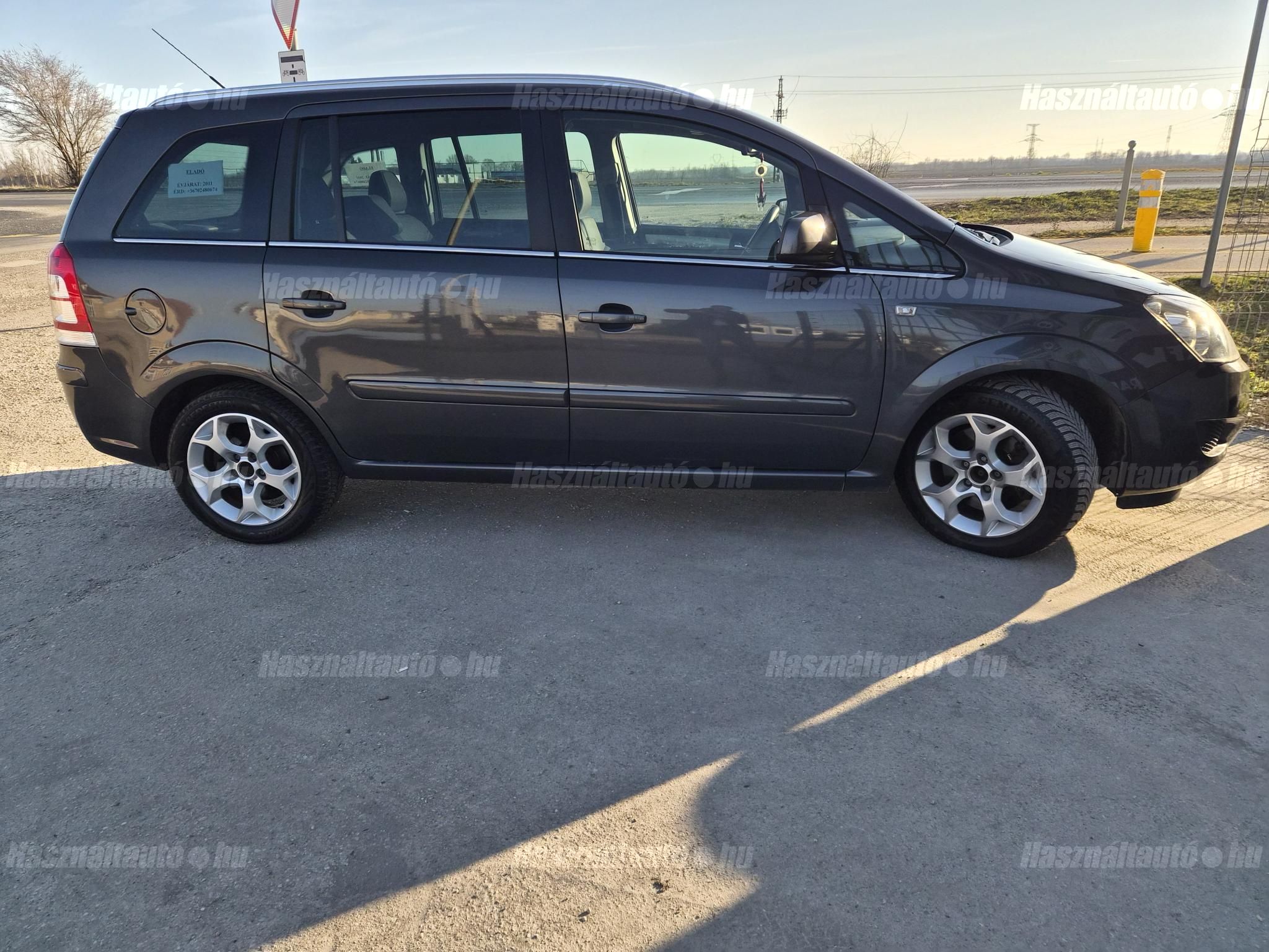 OPEL ZAFIRA A 2011/2 - 1