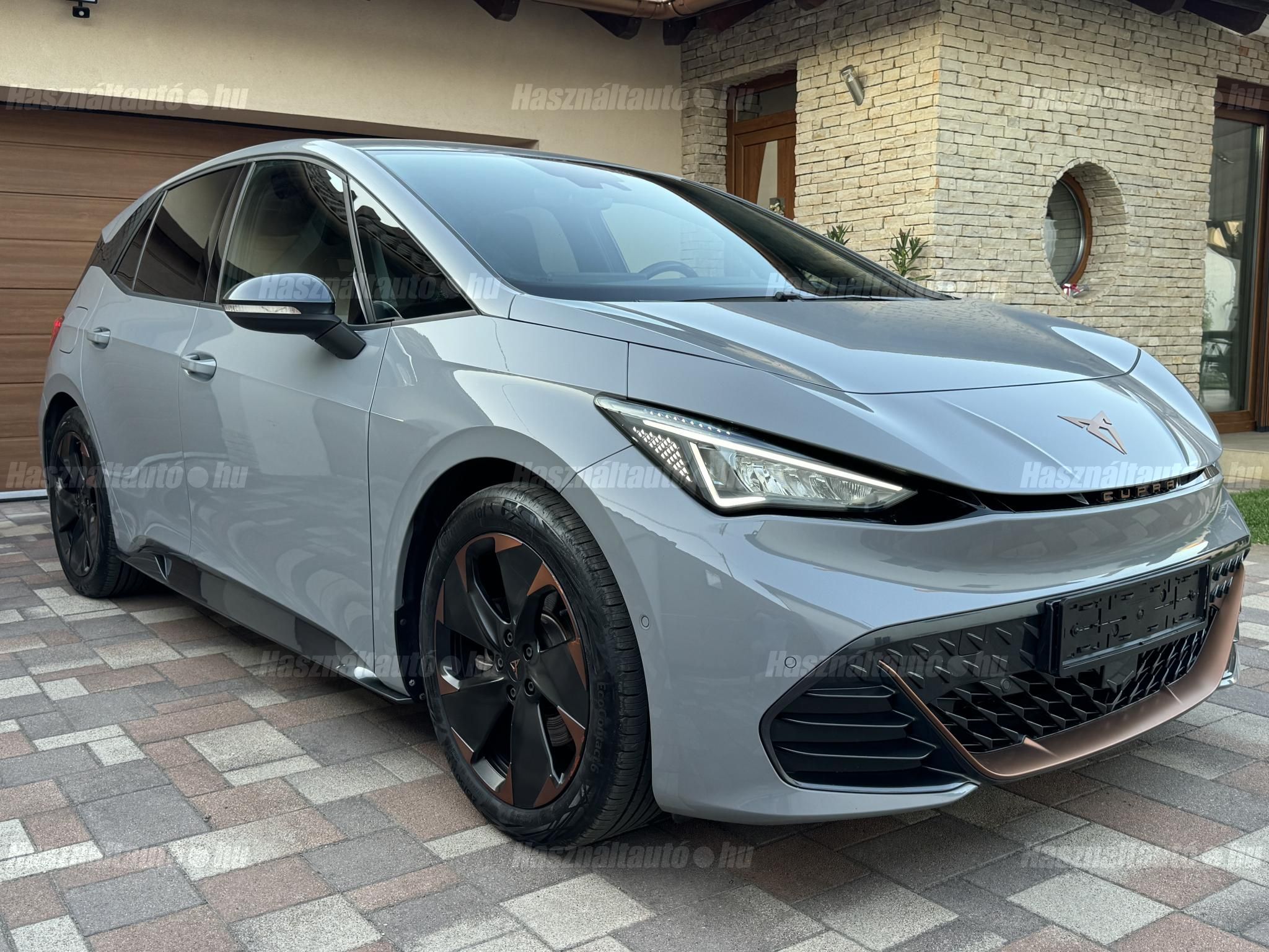 CUPRA BORN 2022/5 - 1
